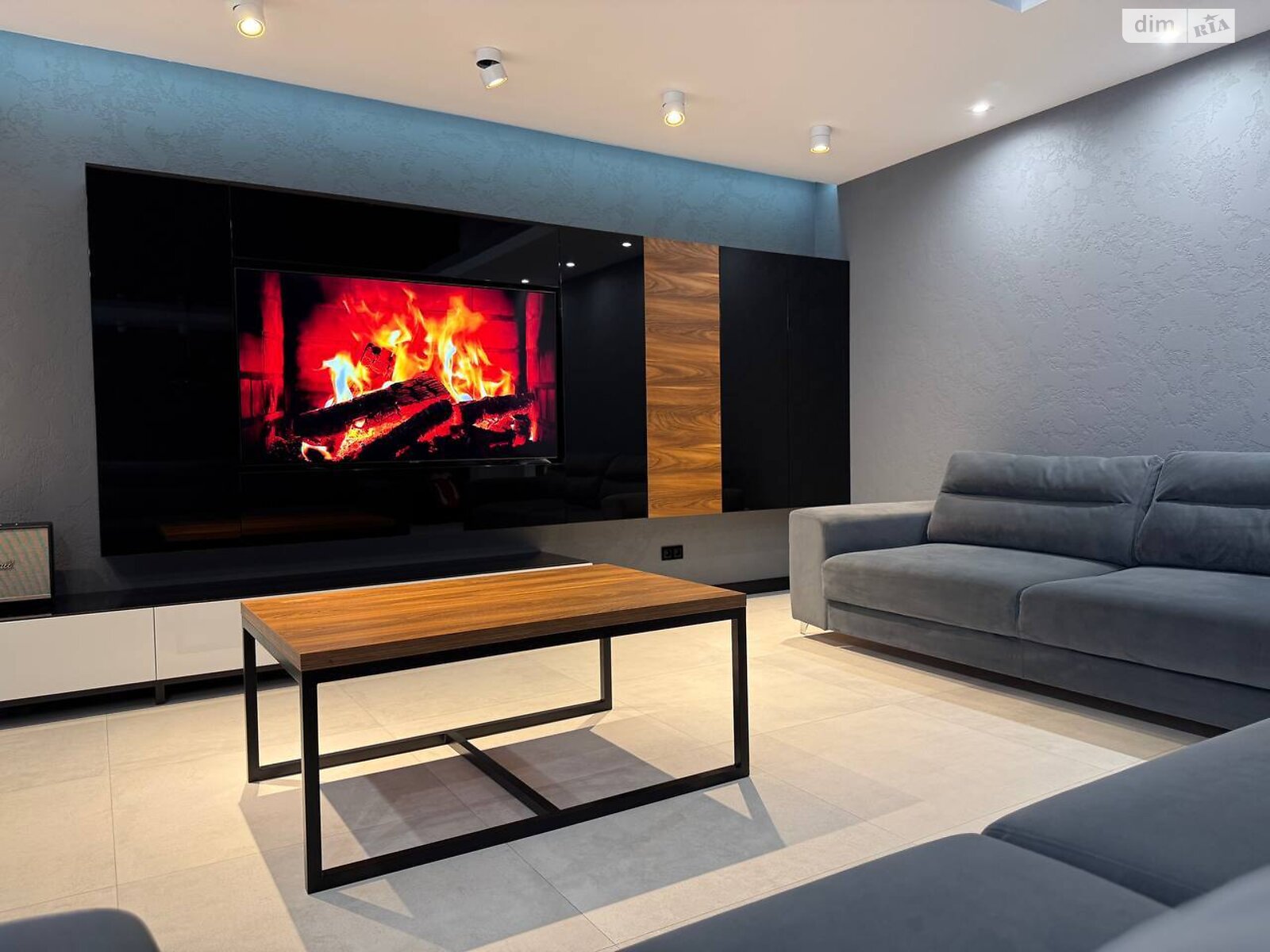 трехкомнатная квартира в Белой Церкви, район ДНС, на ул. Зеленая 25 в аренду на долгий срок помесячно фото 1