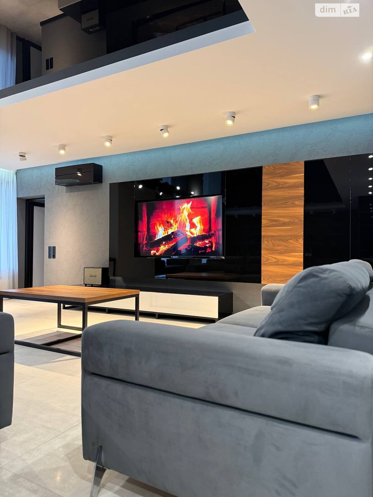 трехкомнатная квартира в Белой Церкви, район ДНС, на ул. Зеленая 25 в аренду на долгий срок помесячно фото 1