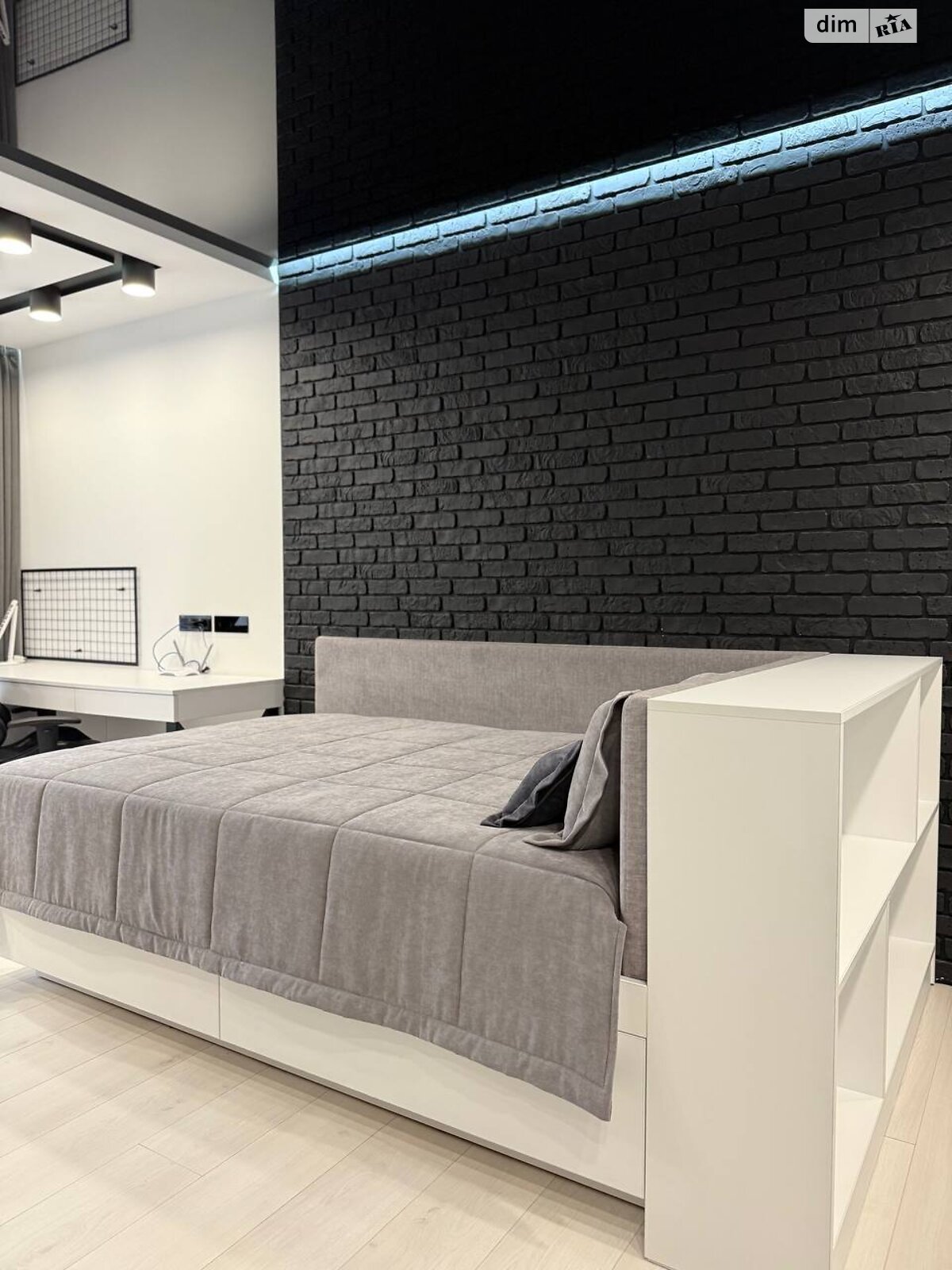 трехкомнатная квартира в Белой Церкви, район ДНС, на ул. Зеленая 25 в аренду на долгий срок помесячно фото 1