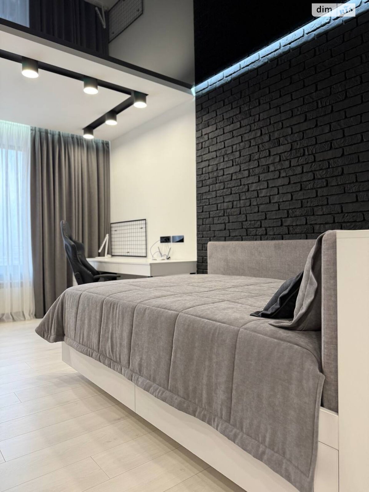 трехкомнатная квартира в Белой Церкви, район ДНС, на ул. Зеленая 25 в аренду на долгий срок помесячно фото 1