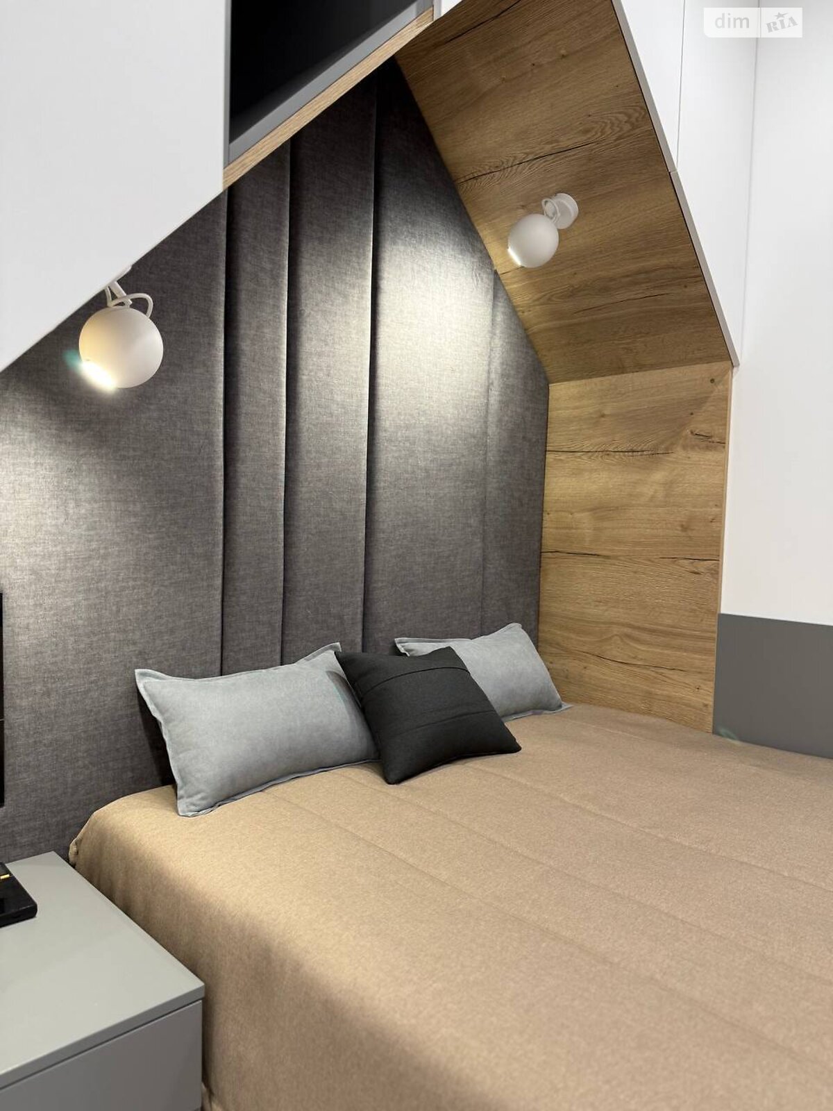 трехкомнатная квартира в Белой Церкви, район ДНС, на ул. Зеленая 25 в аренду на долгий срок помесячно фото 1