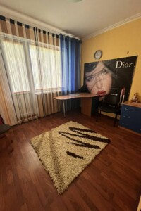 трехкомнатная квартира в Белой Церкви, район Леваневского, на ул. Черных Запорожцев в аренду на долгий срок помесячно фото 2