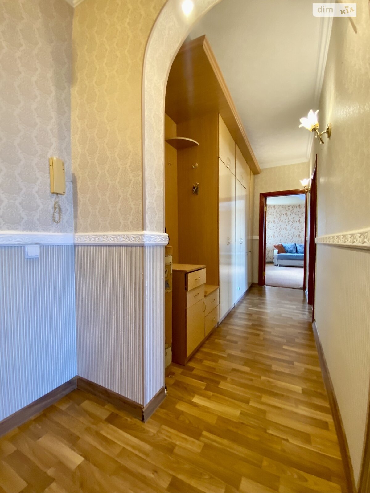 двухкомнатная квартира в Белой Церкви, район Песчаный, на ул. Академика Крымского в аренду на долгий срок помесячно фото 1 двухкомнатная квартира в Белой Церкви, район Песчаный, на ул. Академика Крымского в аренду на долгий срок помесячно фото 1