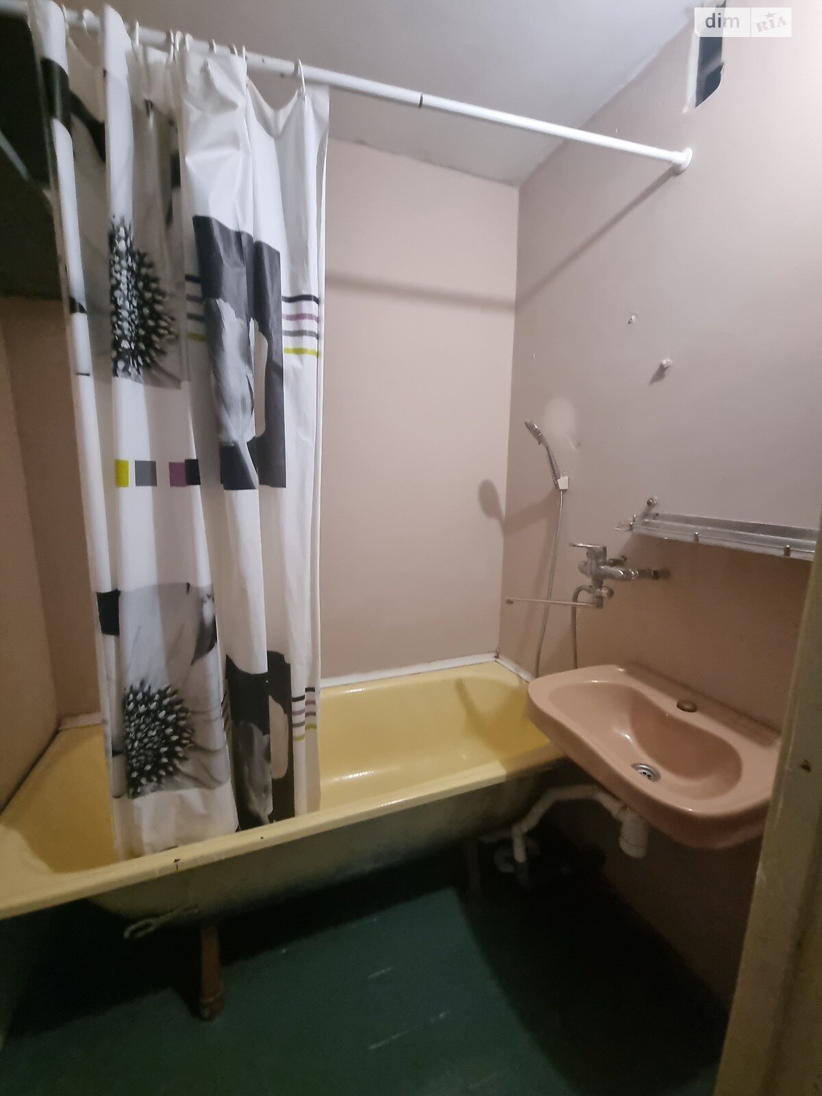 однокомнатная квартира в Белой Церкви, район Таращанский, на ул. Николая Амосова 12 в аренду на долгий срок помесячно фото 1 однокомнатная квартира в Белой Церкви, район Таращанский, на ул. Николая Амосова 12 в аренду на долгий срок помесячно фото 1