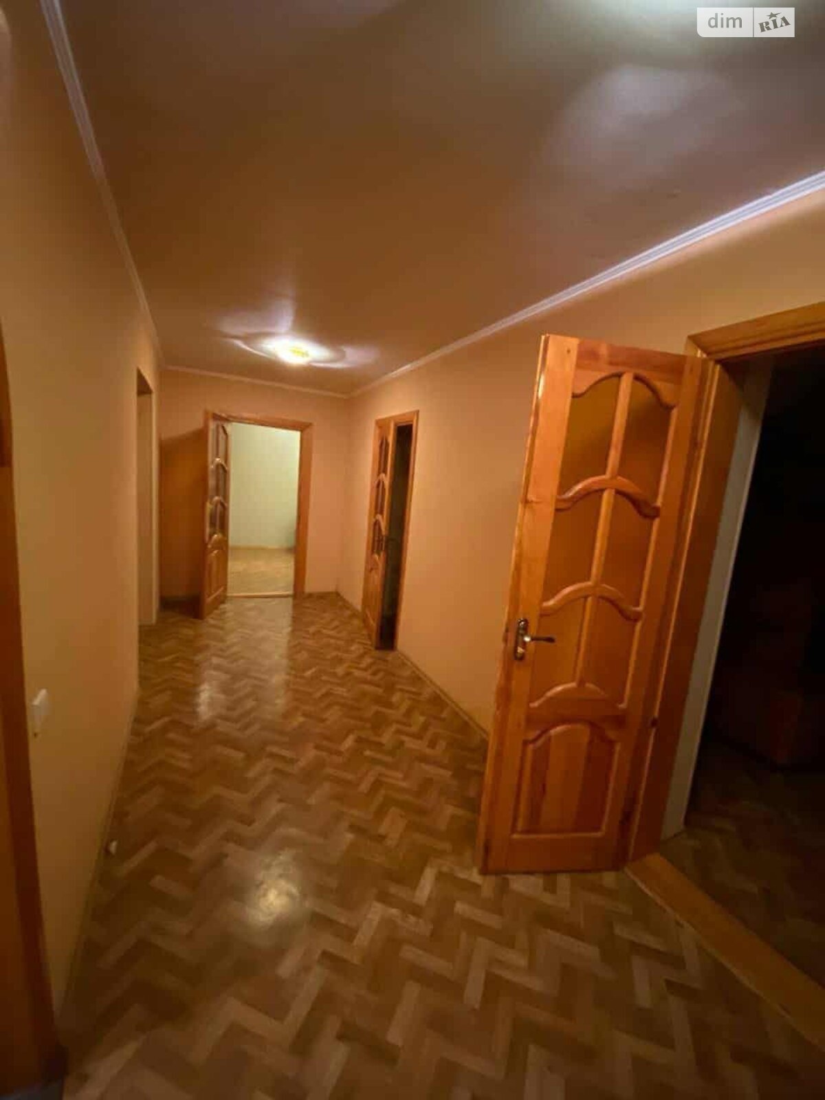 трехкомнатная квартира в Белой Церкви, район Центр, на бул. Александрийский 12 в аренду на долгий срок помесячно фото 1 трехкомнатная квартира в Белой Церкви, район Центр, на бул. Александрийский 12 в аренду на долгий срок помесячно фото 1