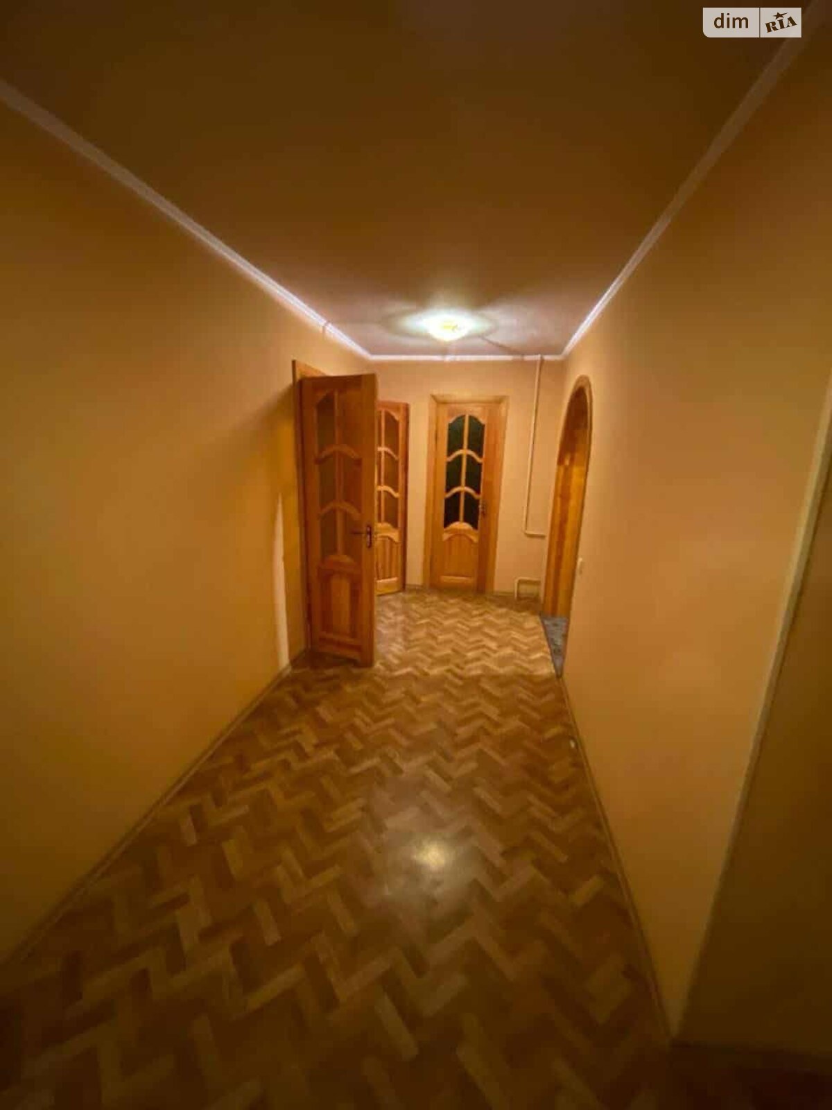 трехкомнатная квартира в Белой Церкви, район Центр, на бул. Александрийский 12 в аренду на долгий срок помесячно фото 1 трехкомнатная квартира в Белой Церкви, район Центр, на бул. Александрийский 12 в аренду на долгий срок помесячно фото 1