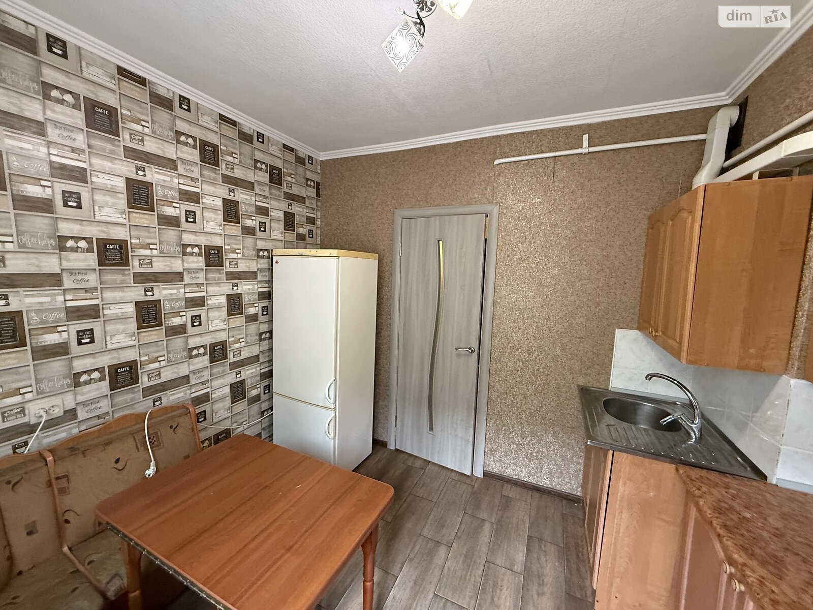 однокімнатна квартира в Білій Церкві, район Центр, на вул. Курсова 9А в довготривалу оренду помісячно фото 1 однокімнатна квартира в Білій Церкві, район Центр, на вул. Курсова 9А в довготривалу оренду помісячно фото 1