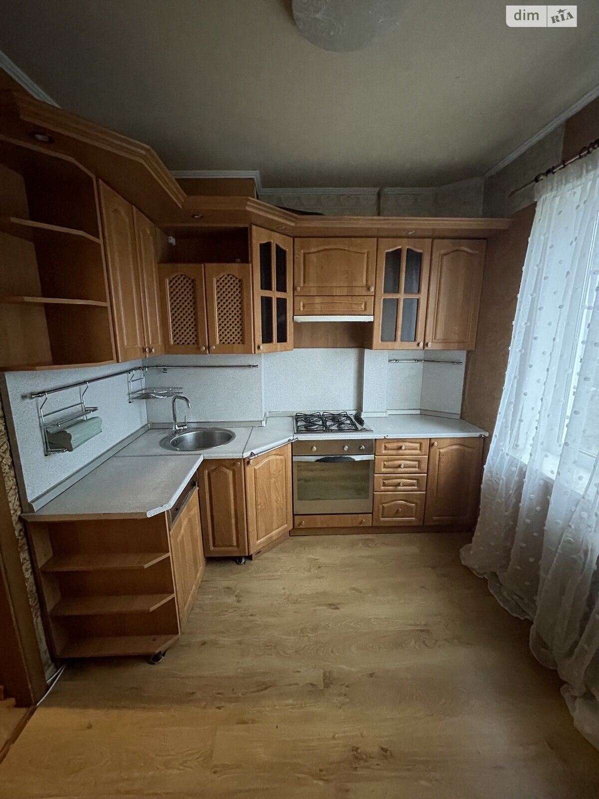 трехкомнатная квартира в Белой Церкви, район Центр, на ул. Курсовая в аренду на долгий срок помесячно фото 1