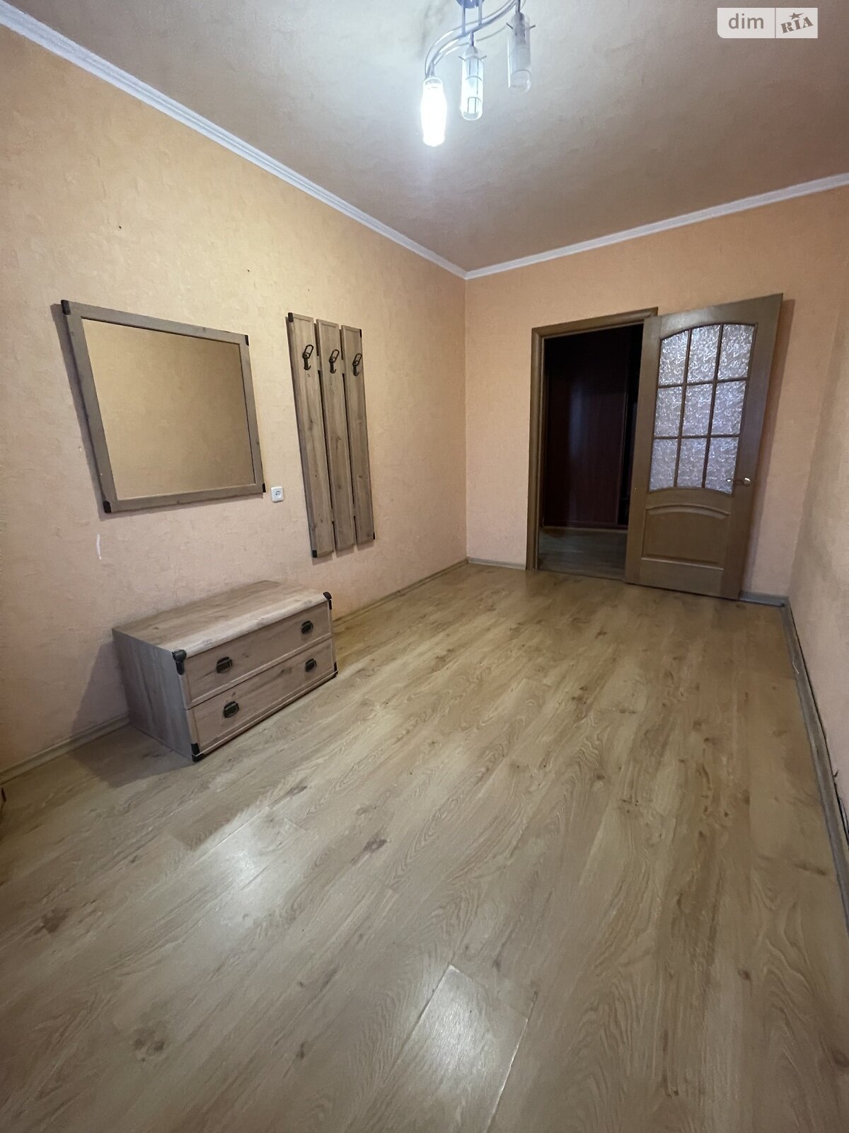 трехкомнатная квартира в Белой Церкви, район Центр, на ул. Курсовая в аренду на долгий срок помесячно фото 1