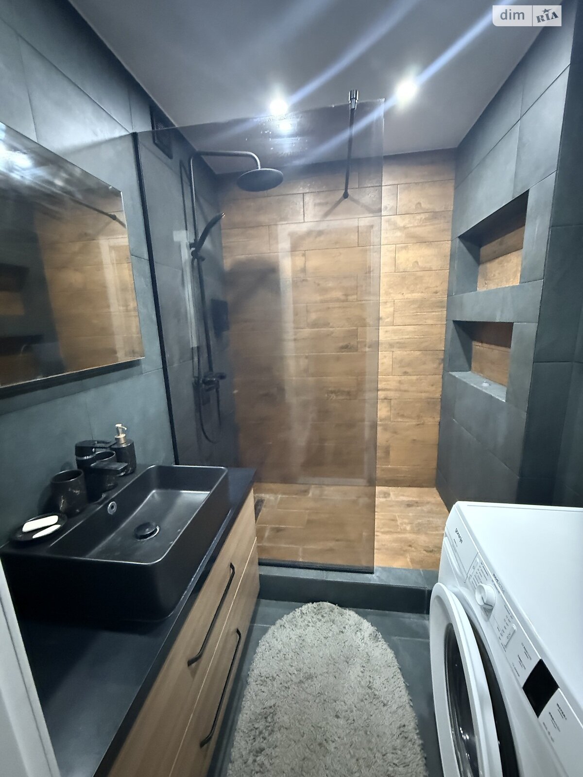 трехкомнатная квартира в Белой Церкви, район Центр, на ул. Людмилы Павличенко в аренду на долгий срок помесячно фото 1 трехкомнатная квартира в Белой Церкви, район Центр, на ул. Людмилы Павличенко в аренду на долгий срок помесячно фото 1