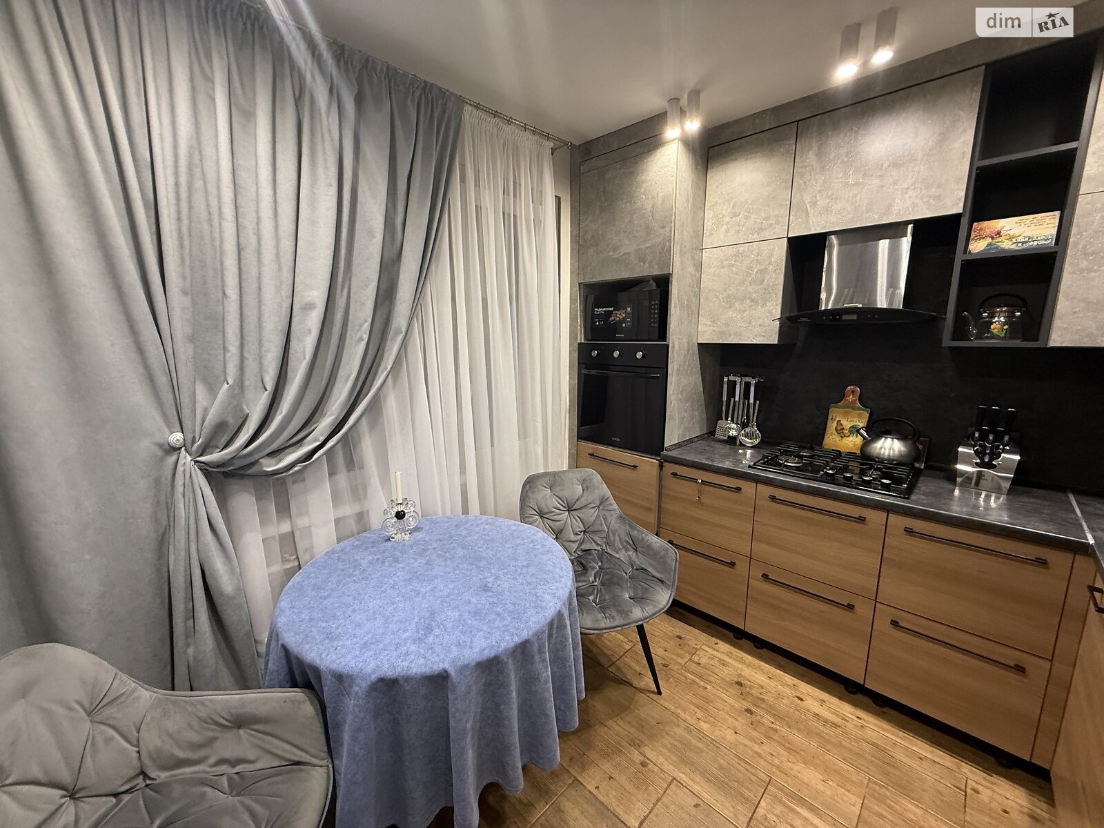 трехкомнатная квартира в Белой Церкви, район Центр, на ул. Людмилы Павличенко в аренду на долгий срок помесячно фото 1 трехкомнатная квартира в Белой Церкви, район Центр, на ул. Людмилы Павличенко в аренду на долгий срок помесячно фото 1