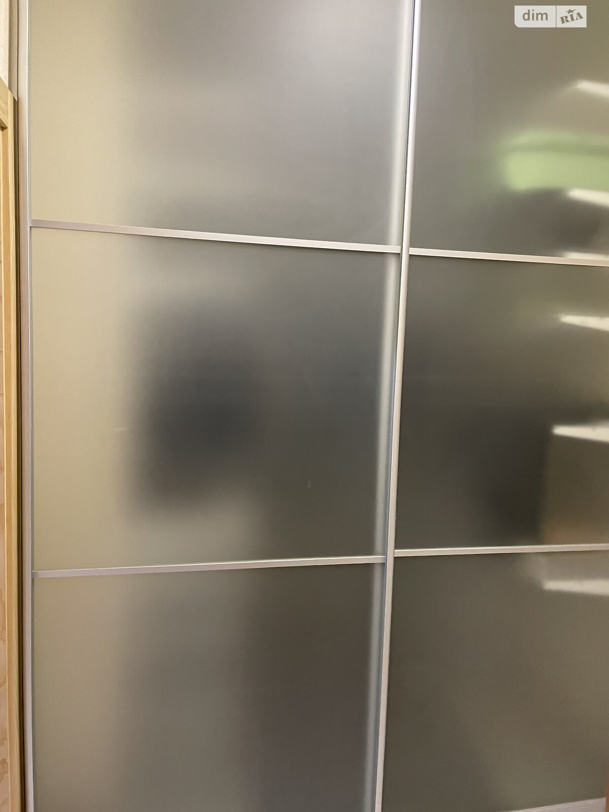 трехкомнатная квартира в Белой Церкви, район Центр, на пл. Торговая 1/11 в аренду на долгий срок помесячно фото 1