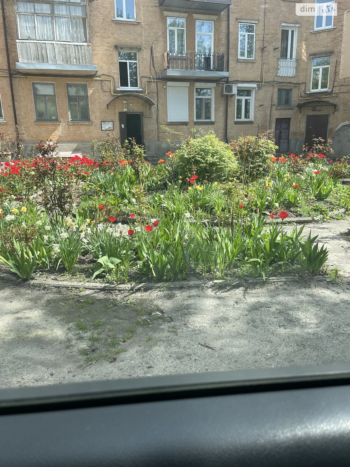 трехкомнатная квартира в Белой Церкви, район Центр, на пл. Торговая 1/11 в аренду на долгий срок помесячно фото 1