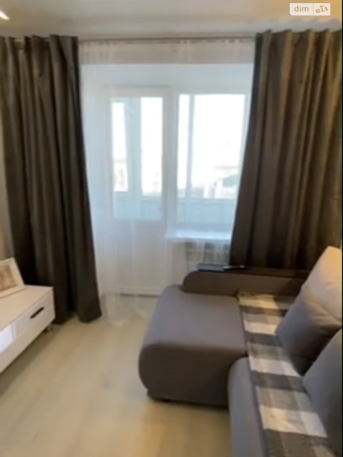 однокімнатна квартира в Білій Церкві, район Центр, на пл. Торгова в довготривалу оренду помісячно фото 1 однокімнатна квартира в Білій Церкві, район Центр, на пл. Торгова в довготривалу оренду помісячно фото 1