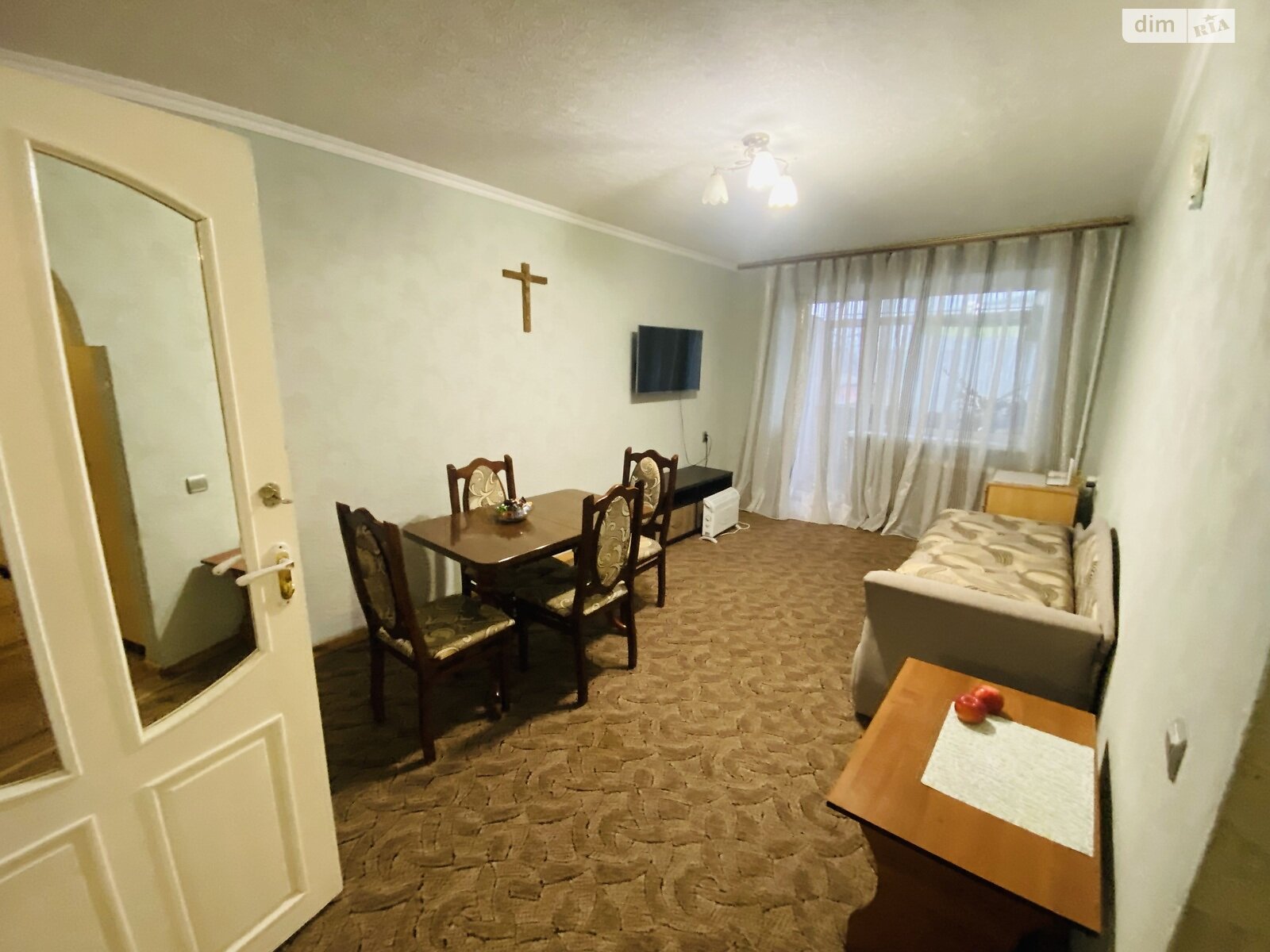 трехкомнатная квартира в Белой Церкви, район Центр, на ул. Ярослава Мудрого в аренду на долгий срок помесячно фото 1 трехкомнатная квартира в Белой Церкви, район Центр, на ул. Ярослава Мудрого в аренду на долгий срок помесячно фото 1