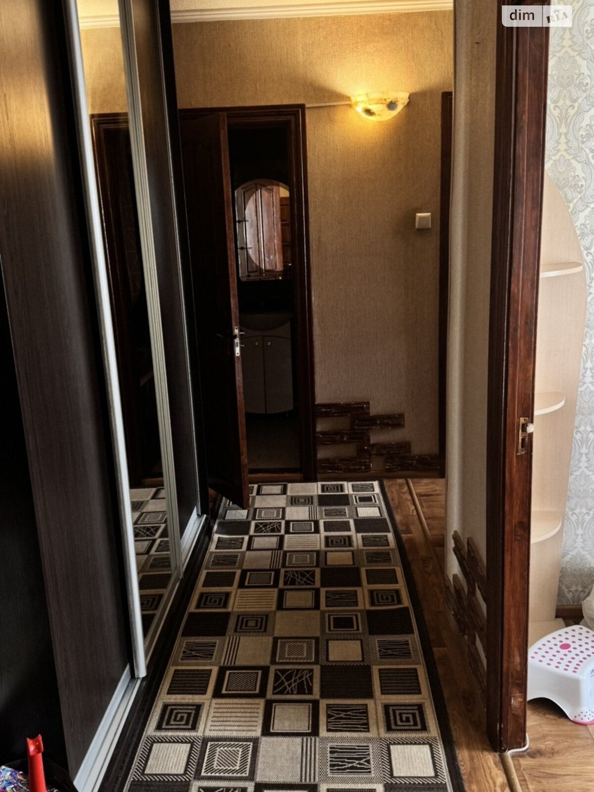 двухкомнатная квартира в Белой Церкви, район Вокзальная, на ул. Фастовская в аренду на долгий срок помесячно фото 1 двухкомнатная квартира в Белой Церкви, район Вокзальная, на ул. Фастовская в аренду на долгий срок помесячно фото 1