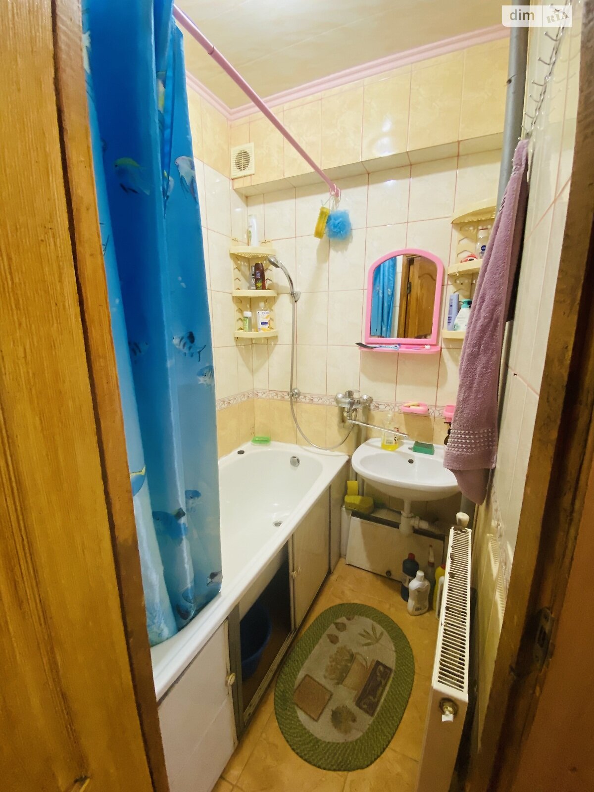 трехкомнатная квартира в Белой Церкви, район Вокзальная, на 1-й пер. Курсовой 22 в аренду на долгий срок помесячно фото 1 трехкомнатная квартира в Белой Церкви, район Вокзальная, на 1-й пер. Курсовой 22 в аренду на долгий срок помесячно фото 1
