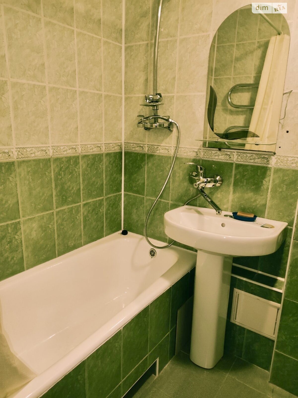 двухкомнатная квартира в Белой Церкви, район Вокзальная, на ул. Златопольская в аренду на долгий срок помесячно фото 1 двухкомнатная квартира в Белой Церкви, район Вокзальная, на ул. Златопольская в аренду на долгий срок помесячно фото 1