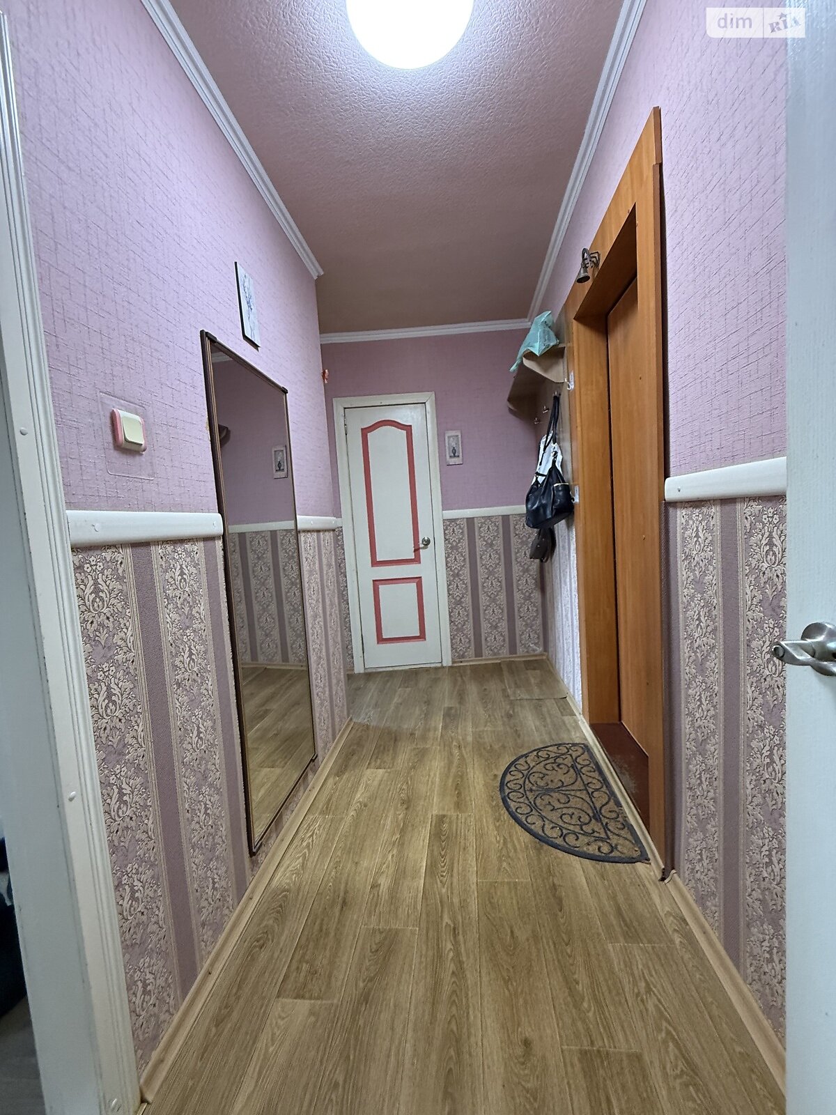 двухкомнатная квартира в Белой Церкви, район Вокзальная, на ул. Златопольская в аренду на долгий срок помесячно фото 1 двухкомнатная квартира в Белой Церкви, район Вокзальная, на ул. Златопольская в аренду на долгий срок помесячно фото 1