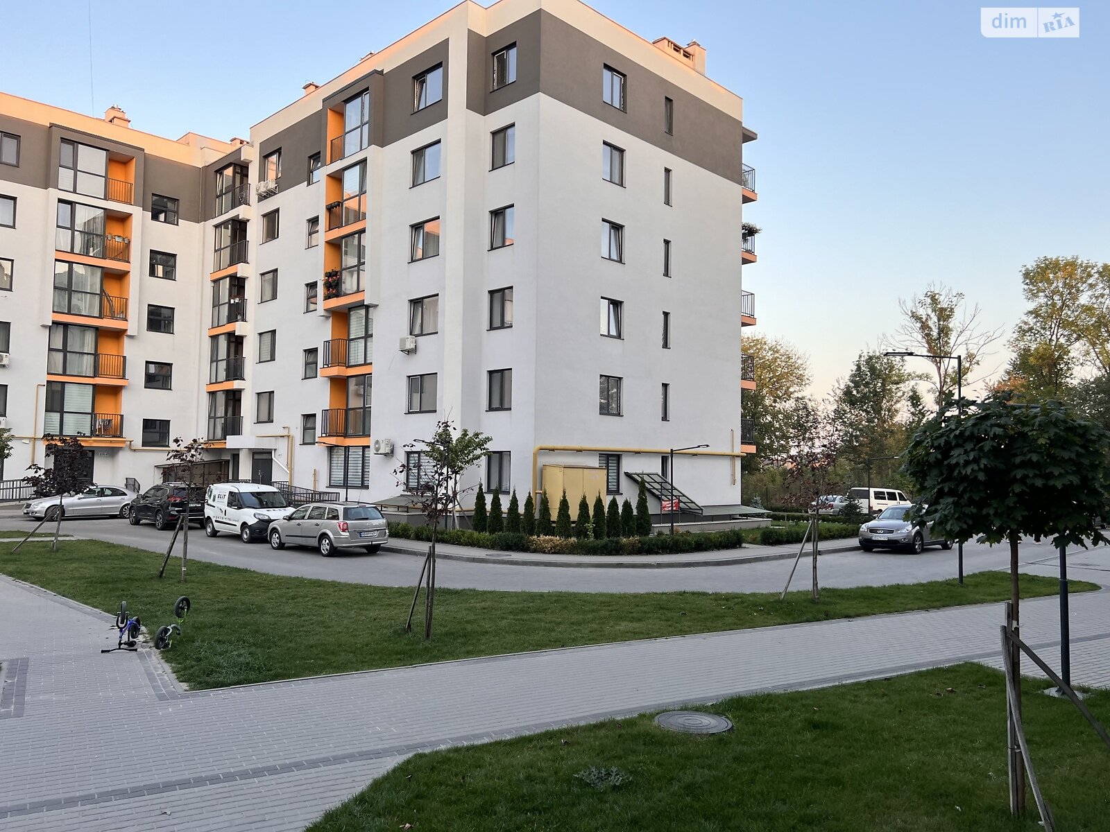однокомнатная квартира в Березиной, на ул. Радужная 101 в аренду на долгий срок помесячно фото 1 однокомнатная квартира в Березиной, на ул. Радужная 101 в аренду на долгий срок помесячно фото 1
