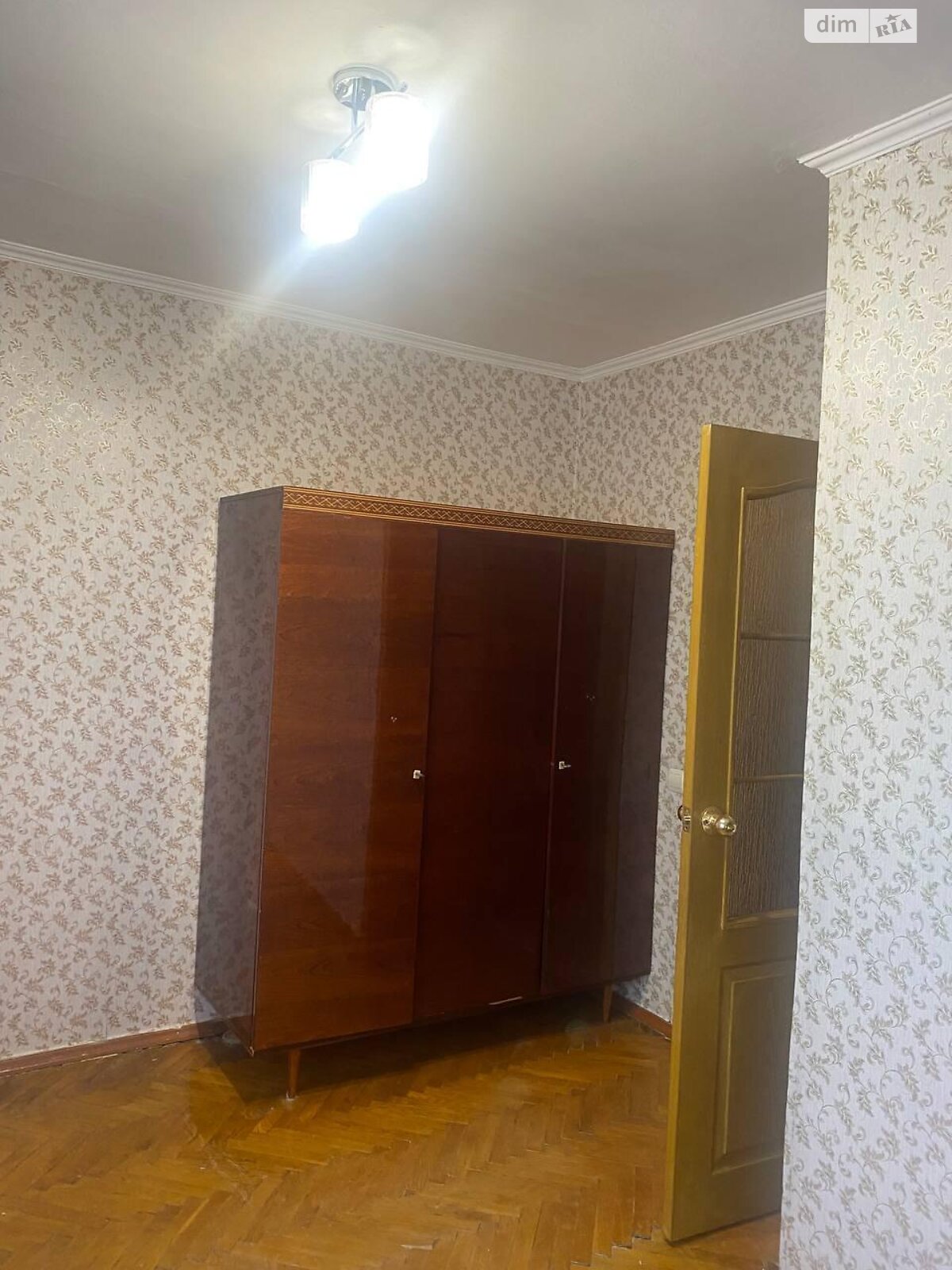 трехкомнатная квартира в Борисполе, район Борисполь, на ул. Киевский шлях 41 в аренду на долгий срок помесячно фото 1 трехкомнатная квартира в Борисполе, район Борисполь, на ул. Киевский шлях 41 в аренду на долгий срок помесячно фото 1