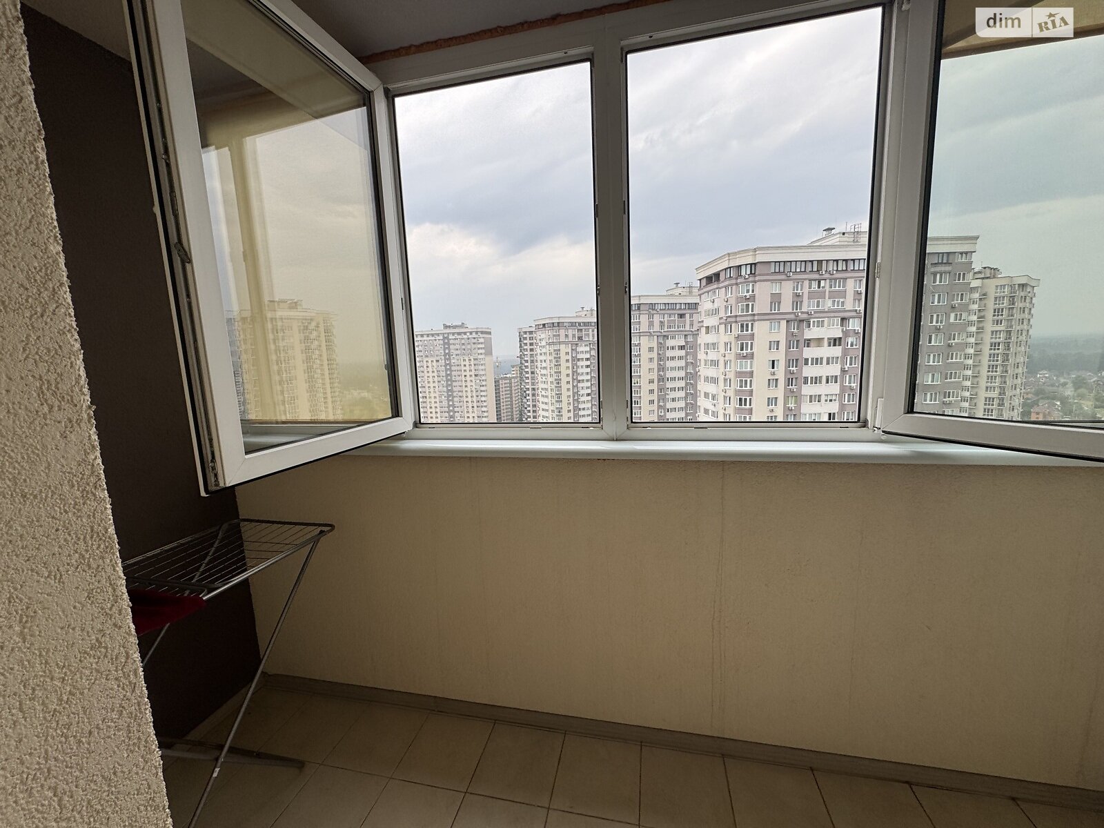 однокомнатная квартира в Броварах, район Массив, на ул. Киевская в аренду на долгий срок помесячно фото 1 однокомнатная квартира в Броварах, район Массив, на ул. Киевская в аренду на долгий срок помесячно фото 1