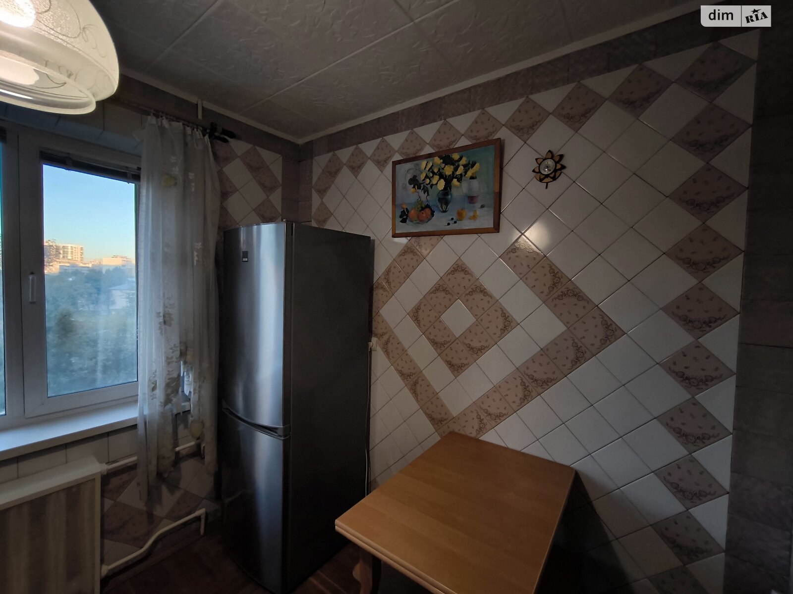 трехкомнатная квартира в Броварах, район Массив, на ул. Симона Петлюры в аренду на долгий срок помесячно фото 1 трехкомнатная квартира в Броварах, район Массив, на ул. Симона Петлюры в аренду на долгий срок помесячно фото 1