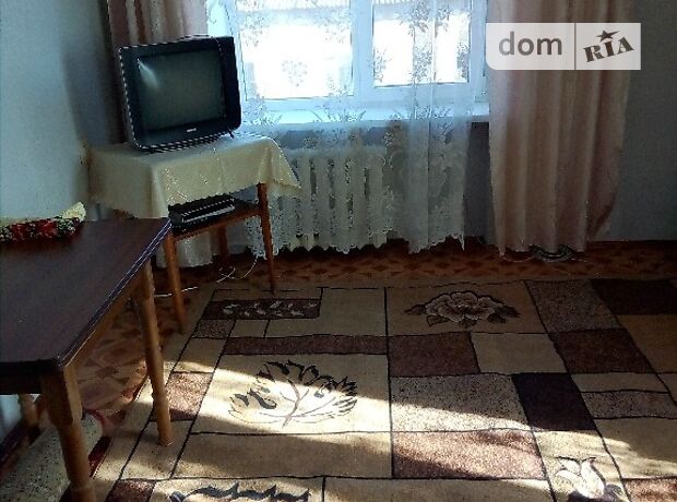 двухкомнатная квартира с мебелью в Броварах, район Торгмаш, на ул. Кутузова 7, в аренду на долгий срок помесячно фото 1 двухкомнатная квартира с мебелью в Броварах, район Торгмаш, на ул. Кутузова 7, в аренду на долгий срок помесячно фото 1