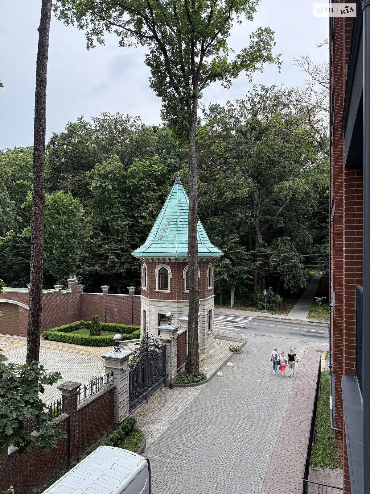 двокімнатна квартира в Брюховичах, район Шевченківський, на вул. Курортний Проїзд 1 в довготривалу оренду помісячно фото 1 двокімнатна квартира в Брюховичах, район Шевченківський, на вул. Курортний Проїзд 1 в довготривалу оренду помісячно фото 1