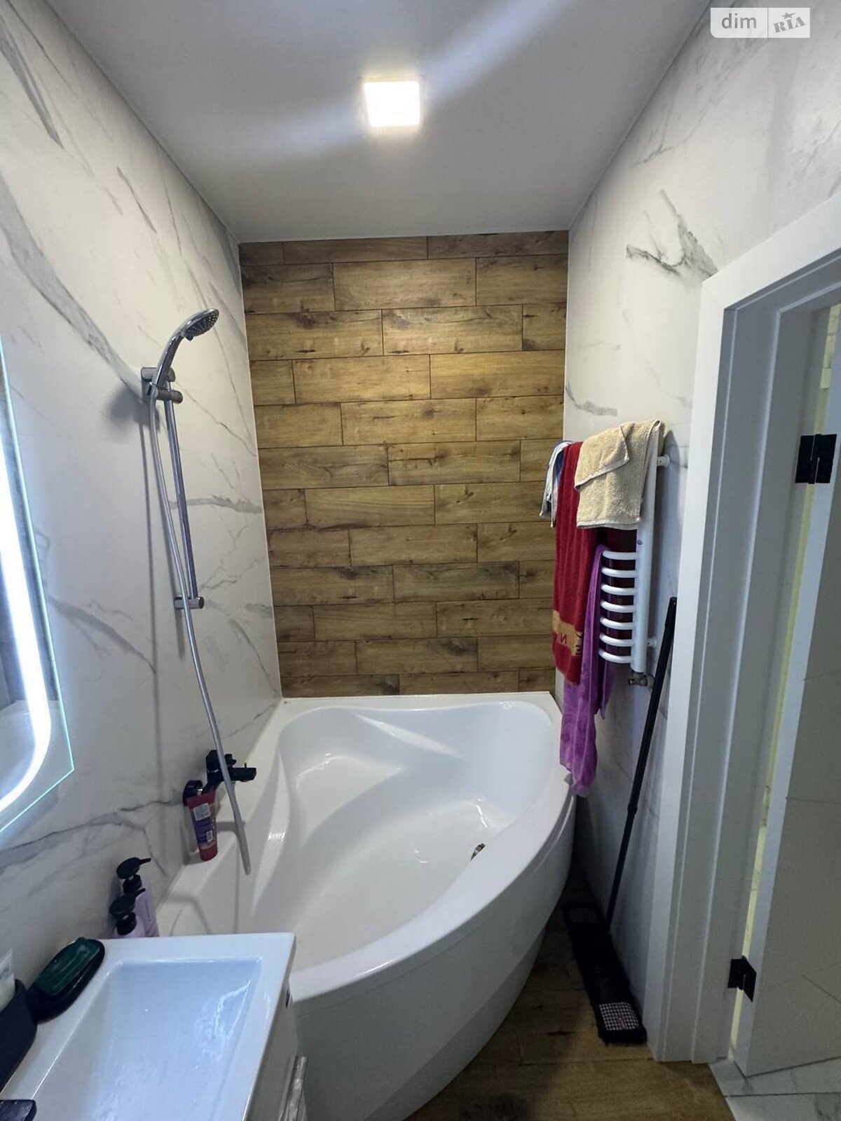 двухкомнатная квартира в Брюховичах, район Шевченковский, на ул. Львовская 27 в аренду на долгий срок помесячно фото 1