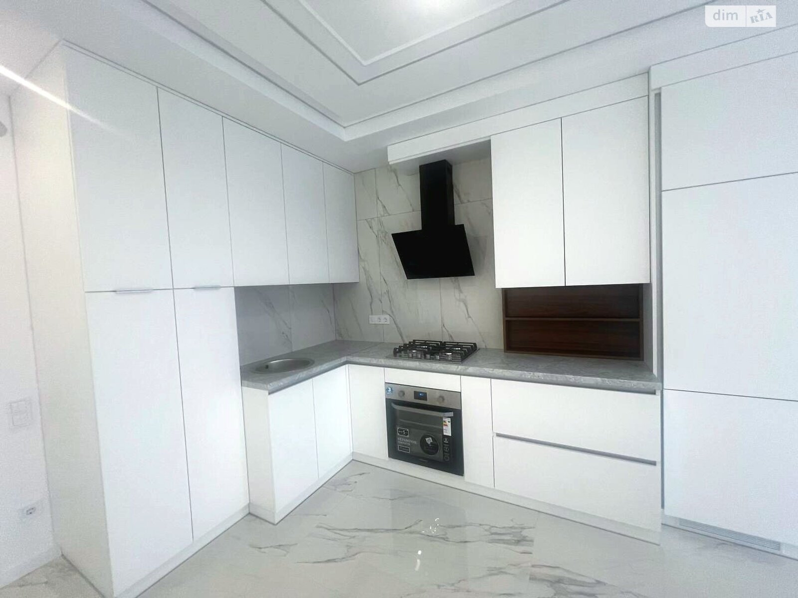 однокомнатная квартира в Брюховичах, район Шевченковский, на ул. Львовская 33Б в аренду на долгий срок помесячно фото 1