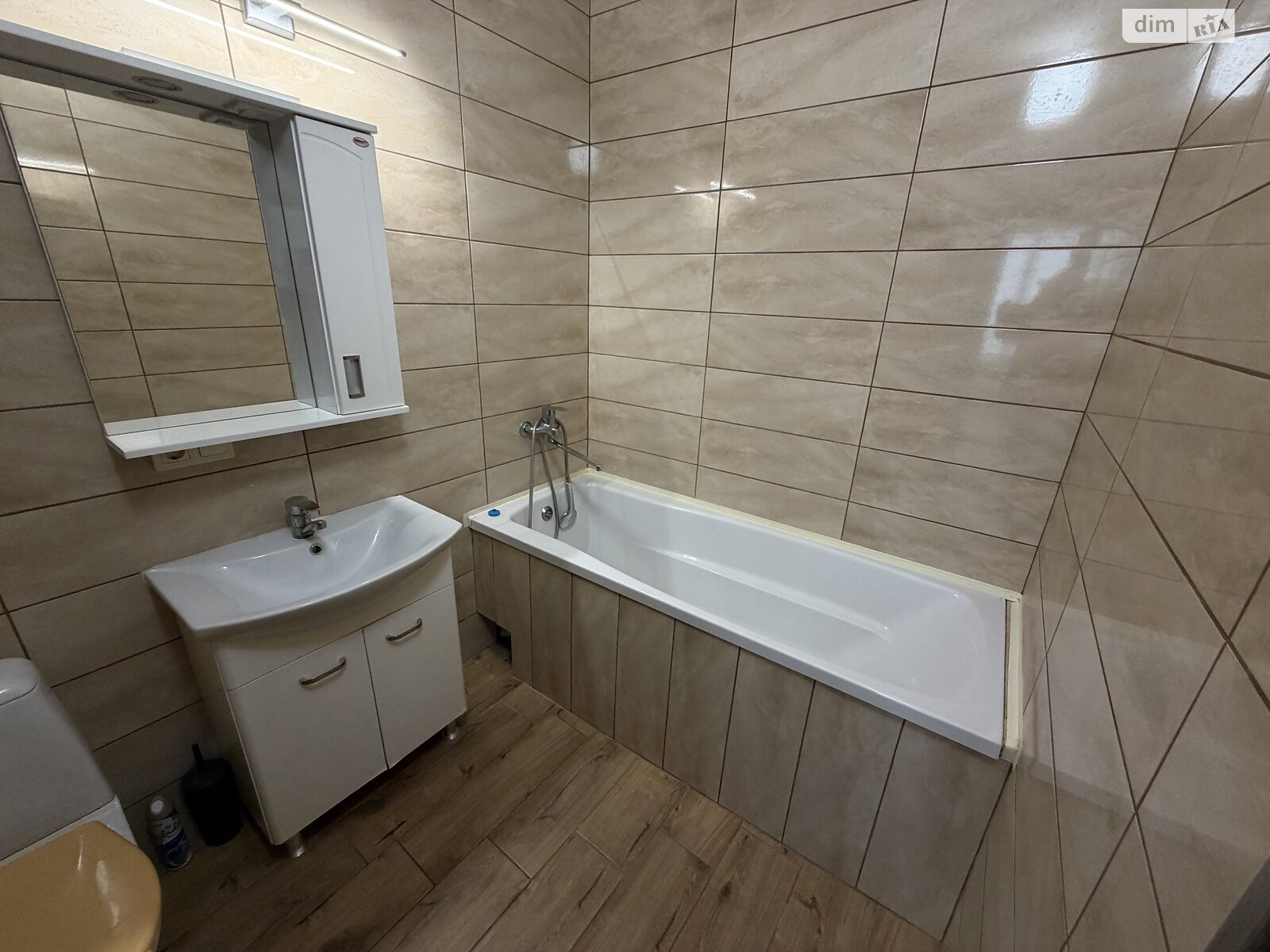 двокімнатна квартира в Брюховичах, район Шевченківський, на вул. Львівська 27 в довготривалу оренду помісячно фото 1