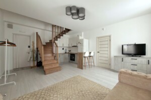 двухкомнатная квартира в Брюховичах, район Шевченковский, на ул. Независимости 22 в аренду на долгий срок помесячно фото 2