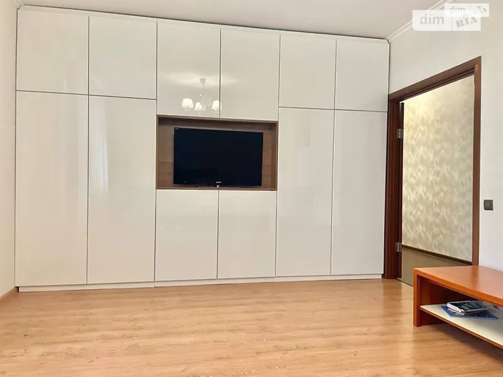 однокімнатна квартира з ремонтом в Бучі, на бул. Богдана Хмельницького 6 в довготривалу оренду помісячно фото 1 однокімнатна квартира з ремонтом в Бучі, на бул. Богдана Хмельницького 6 в довготривалу оренду помісячно фото 1