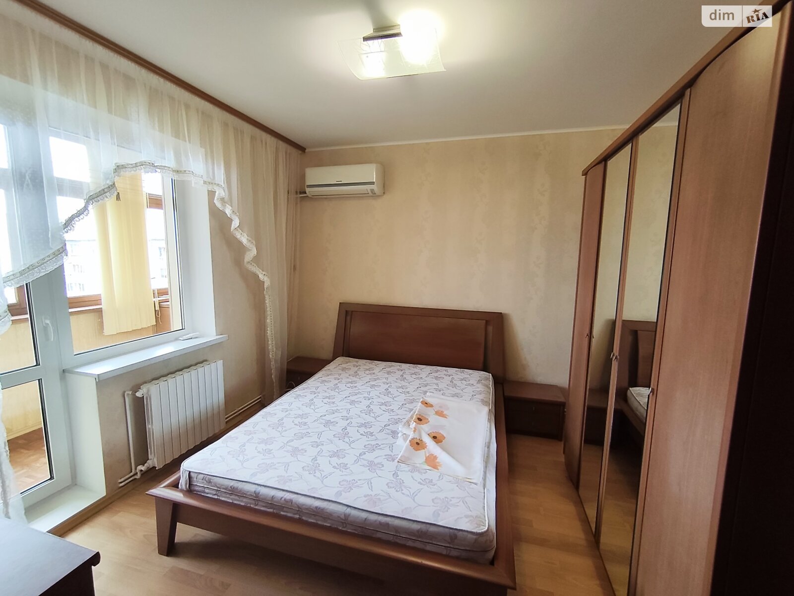 трехкомнатная квартира в Буче, район Буча, на ул. Тарасовская 10В в аренду на долгий срок помесячно фото 1 трехкомнатная квартира в Буче, район Буча, на ул. Тарасовская 10В в аренду на долгий срок помесячно фото 1