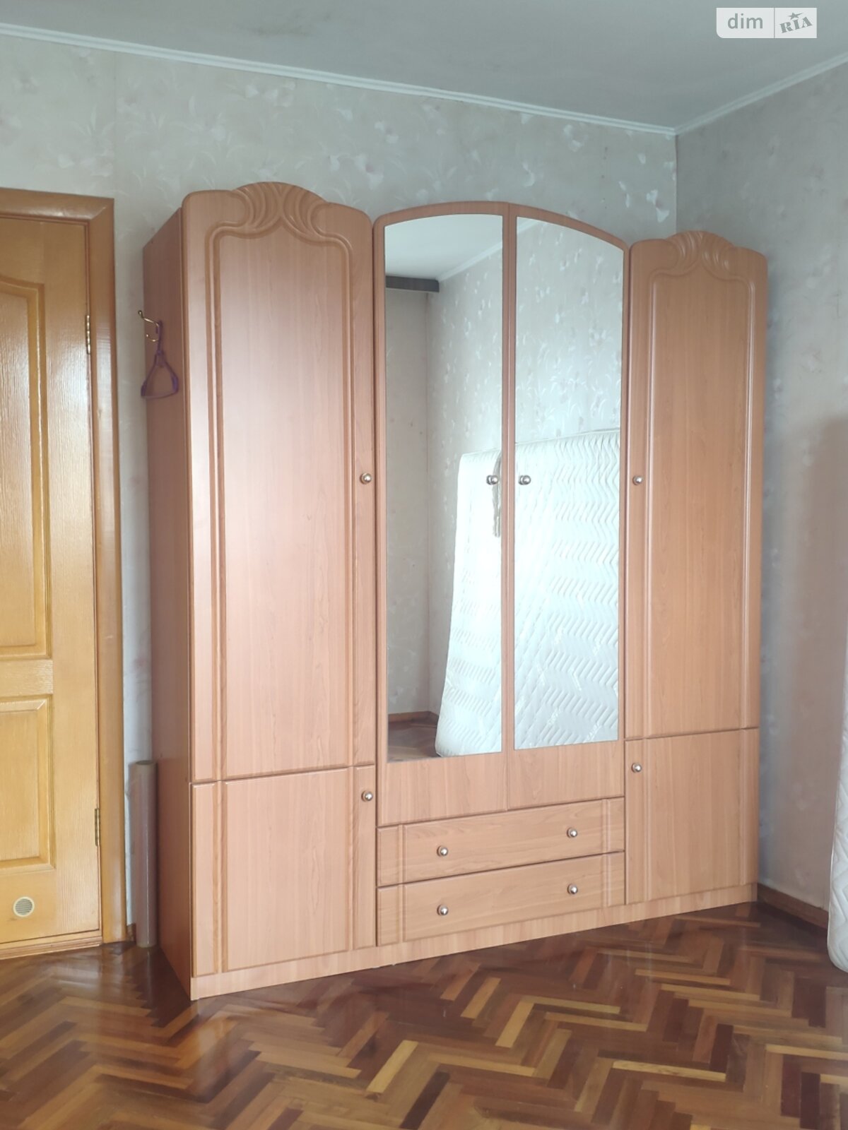 чотирикімнатна квартира в Бучі, район Буча, на вул. Яблунська в довготривалу оренду помісячно фото 1 чотирикімнатна квартира в Бучі, район Буча, на вул. Яблунська в довготривалу оренду помісячно фото 1