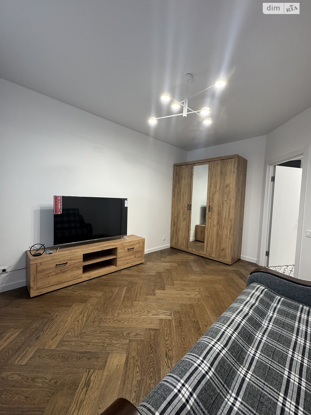 однокомнатная квартира в Буче, район Буча, на ул. Ярослава Мудрого 10/1 в аренду на долгий срок помесячно фото 1