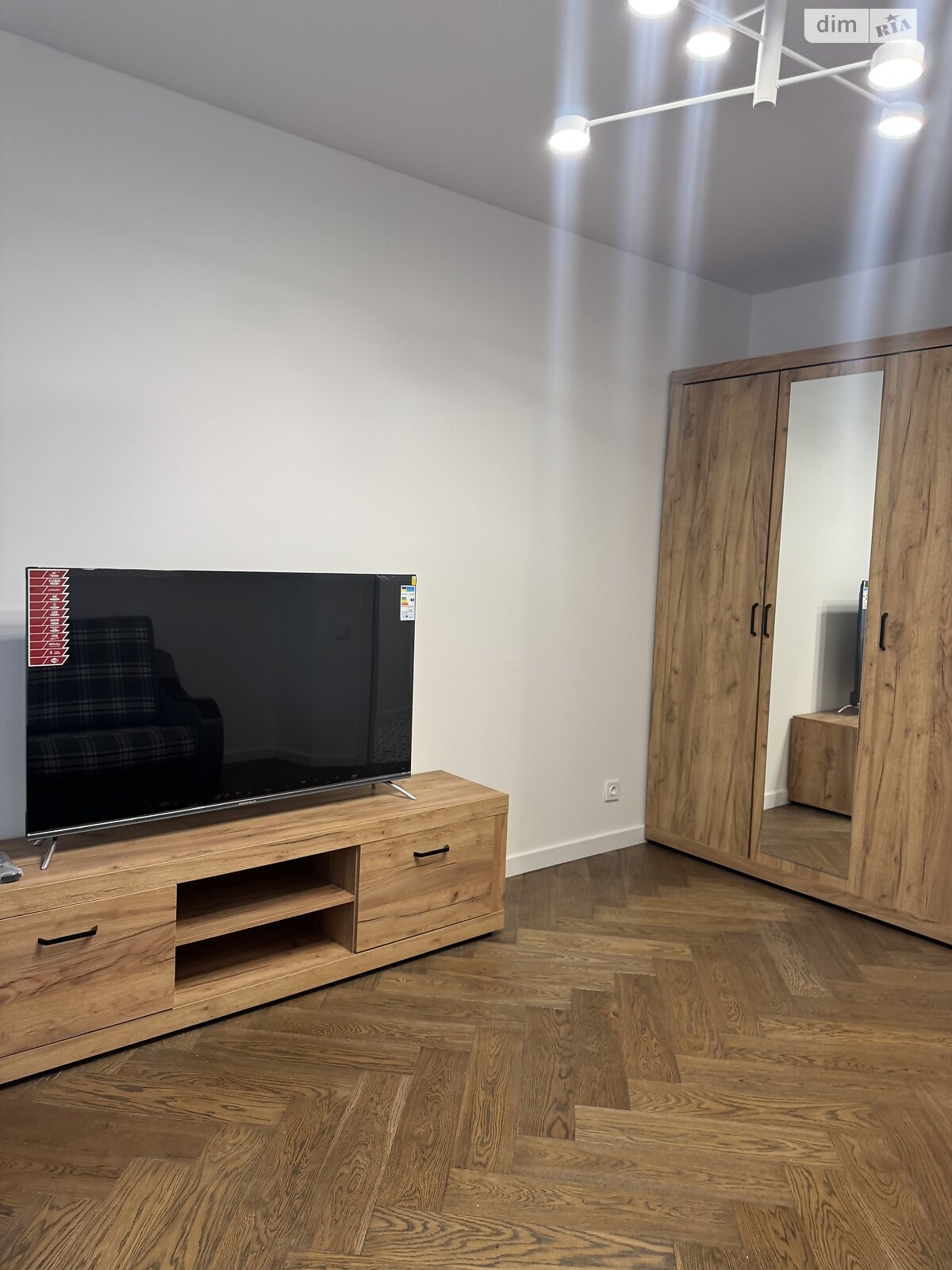 однокомнатная квартира в Буче, район Буча, на ул. Ярослава Мудрого 10/1 в аренду на долгий срок помесячно фото 1