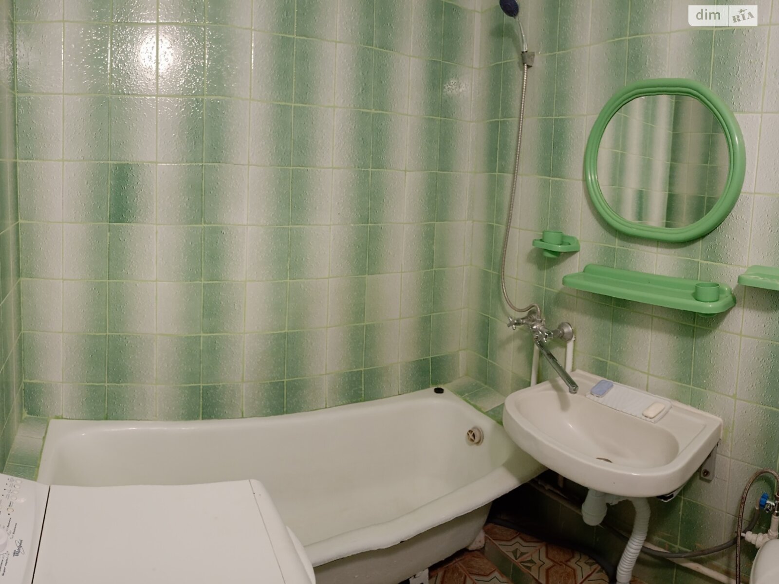 однокімнатна квартира в Бучі, район Буча, на вул. Вокзальна в довготривалу оренду помісячно фото 1