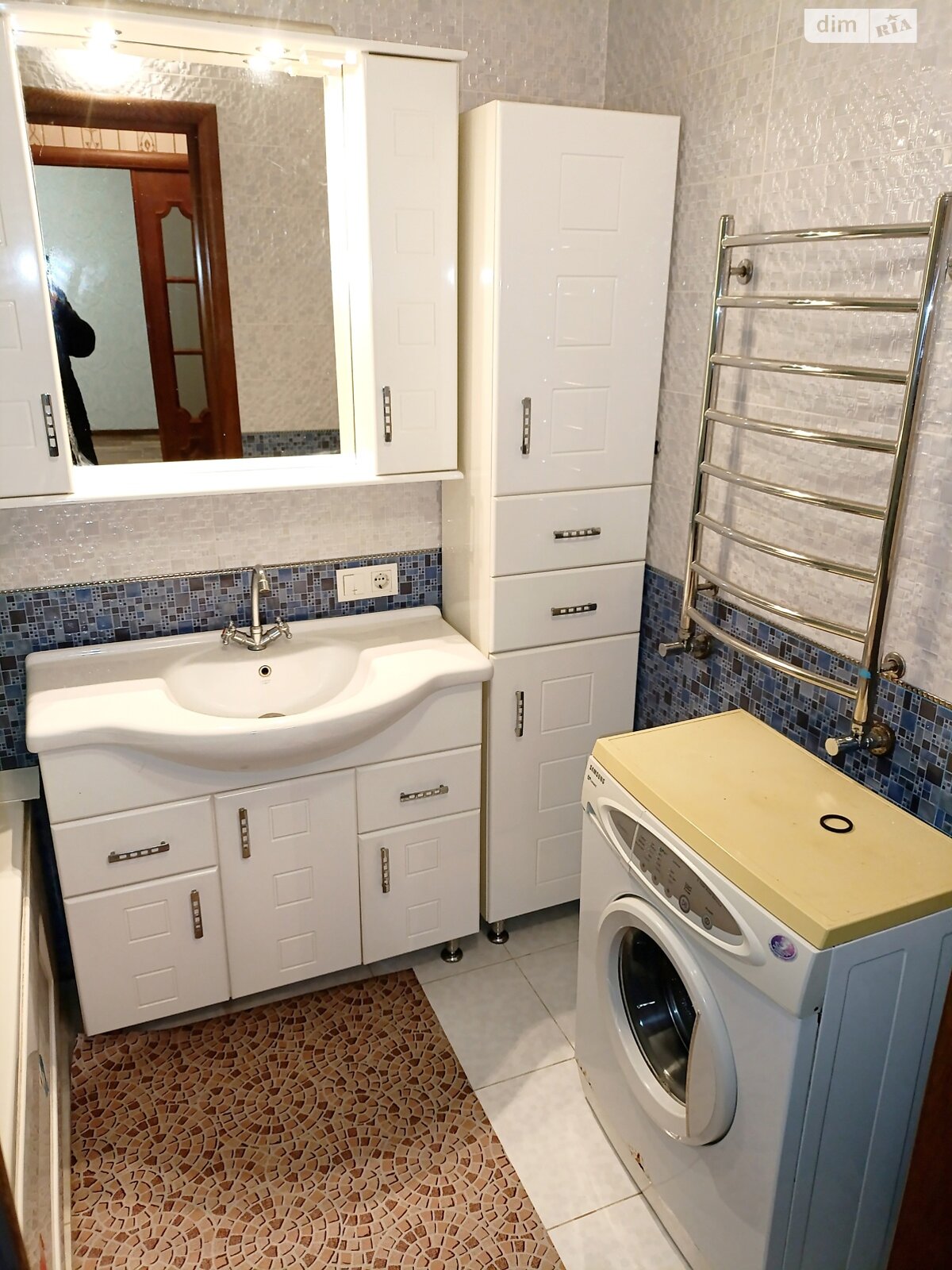 однокімнатна квартира в Бучі, на вул. Центральна 33В в довготривалу оренду помісячно фото 1