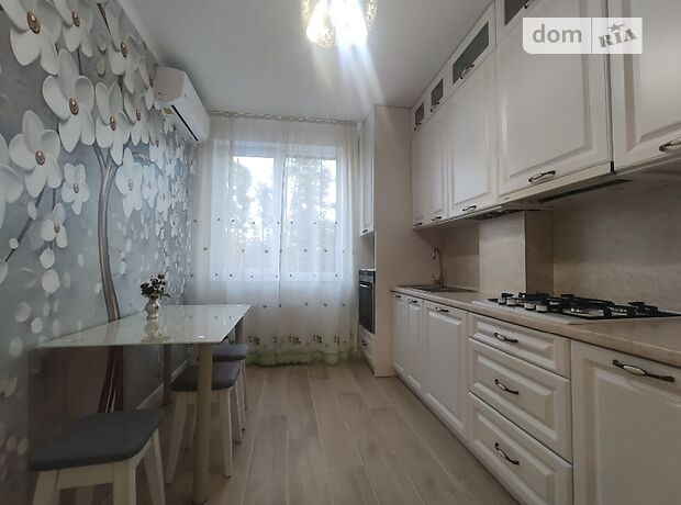 двухкомнатная квартира с мебелью в Буче, район Буча, в аренду на долгий срок помесячно фото 1 двухкомнатная квартира с мебелью в Буче, район Буча, в аренду на долгий срок помесячно фото 1