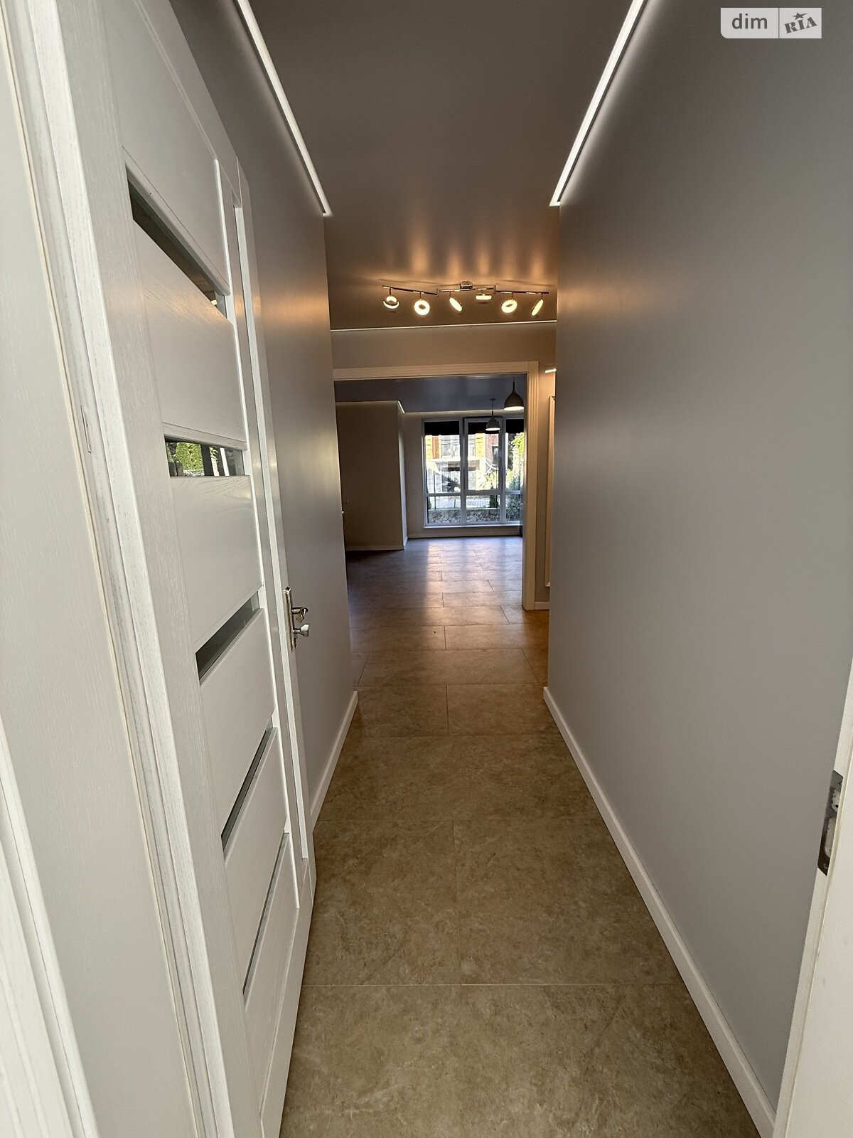 двухкомнатная квартира в Чагоре, район Пригородная зона, на ул. Гетьмана Мазепы 10 в аренду на долгий срок помесячно фото 1 двухкомнатная квартира в Чагоре, район Пригородная зона, на ул. Гетьмана Мазепы 10 в аренду на долгий срок помесячно фото 1