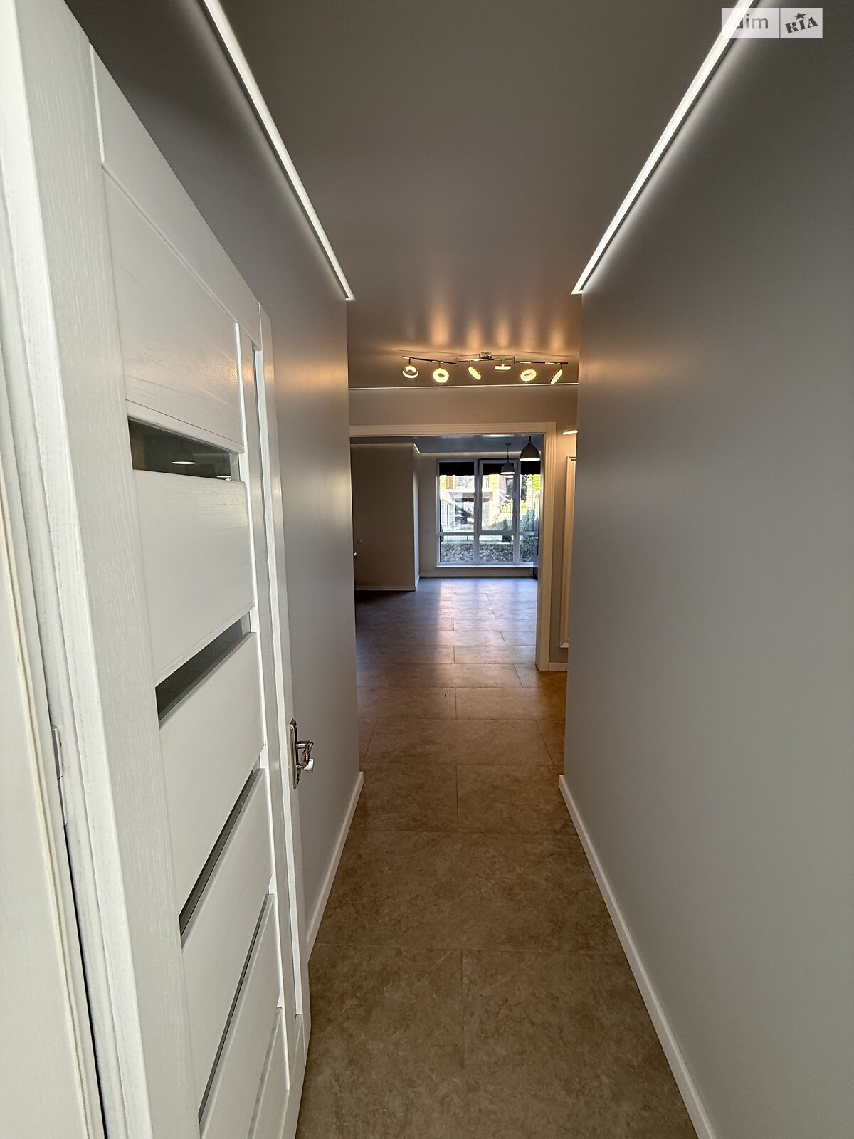 двухкомнатная квартира в Чагоре, район Пригородная зона, на ул. Гетьмана Мазепы 10 в аренду на долгий срок помесячно фото 1 двухкомнатная квартира в Чагоре, район Пригородная зона, на ул. Гетьмана Мазепы 10 в аренду на долгий срок помесячно фото 1