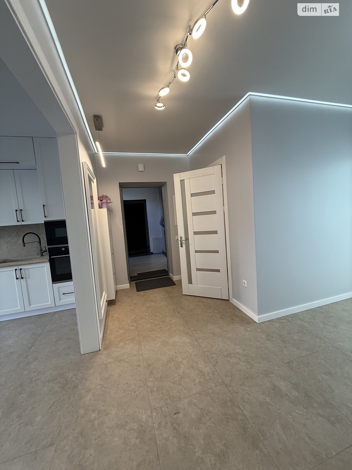 двухкомнатная квартира в Чагоре, район Пригородная зона, на ул. Гетьмана Мазепы 10 в аренду на долгий срок помесячно фото 1 двухкомнатная квартира в Чагоре, район Пригородная зона, на ул. Гетьмана Мазепы 10 в аренду на долгий срок помесячно фото 1