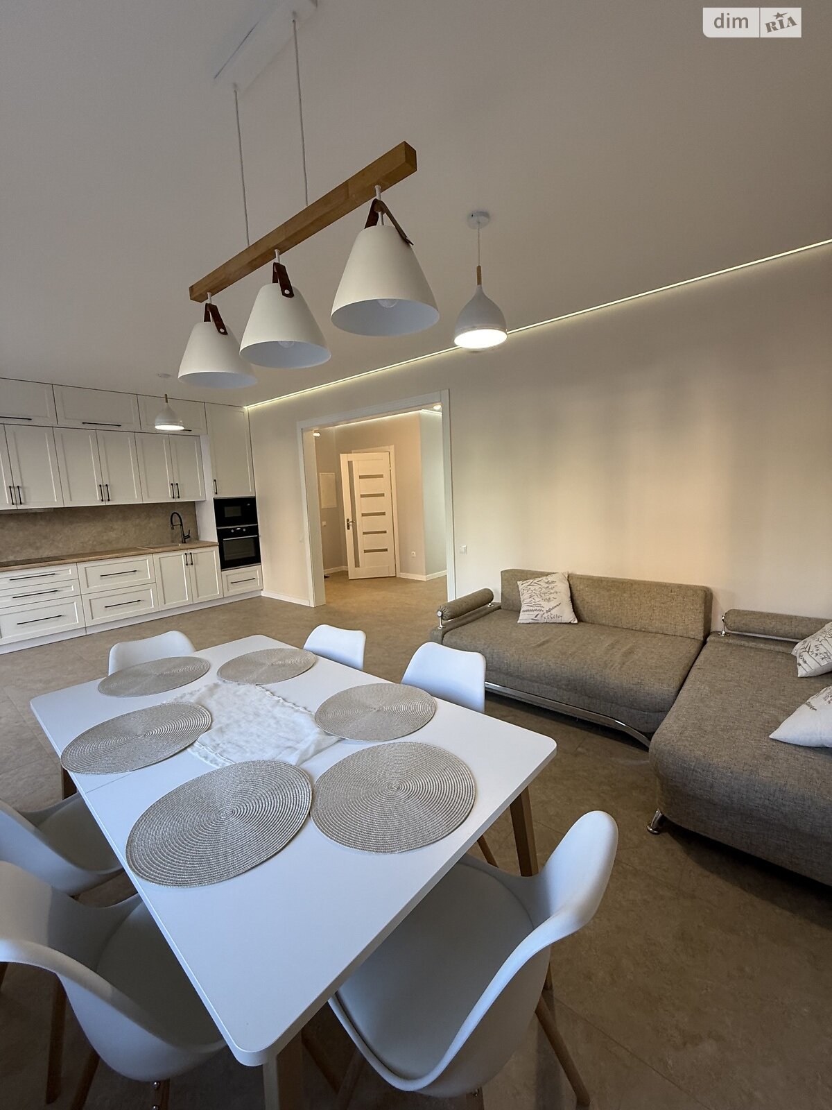 двухкомнатная квартира в Чагоре, район Пригородная зона, на ул. Гетьмана Мазепы 10 в аренду на долгий срок помесячно фото 1 двухкомнатная квартира в Чагоре, район Пригородная зона, на ул. Гетьмана Мазепы 10 в аренду на долгий срок помесячно фото 1