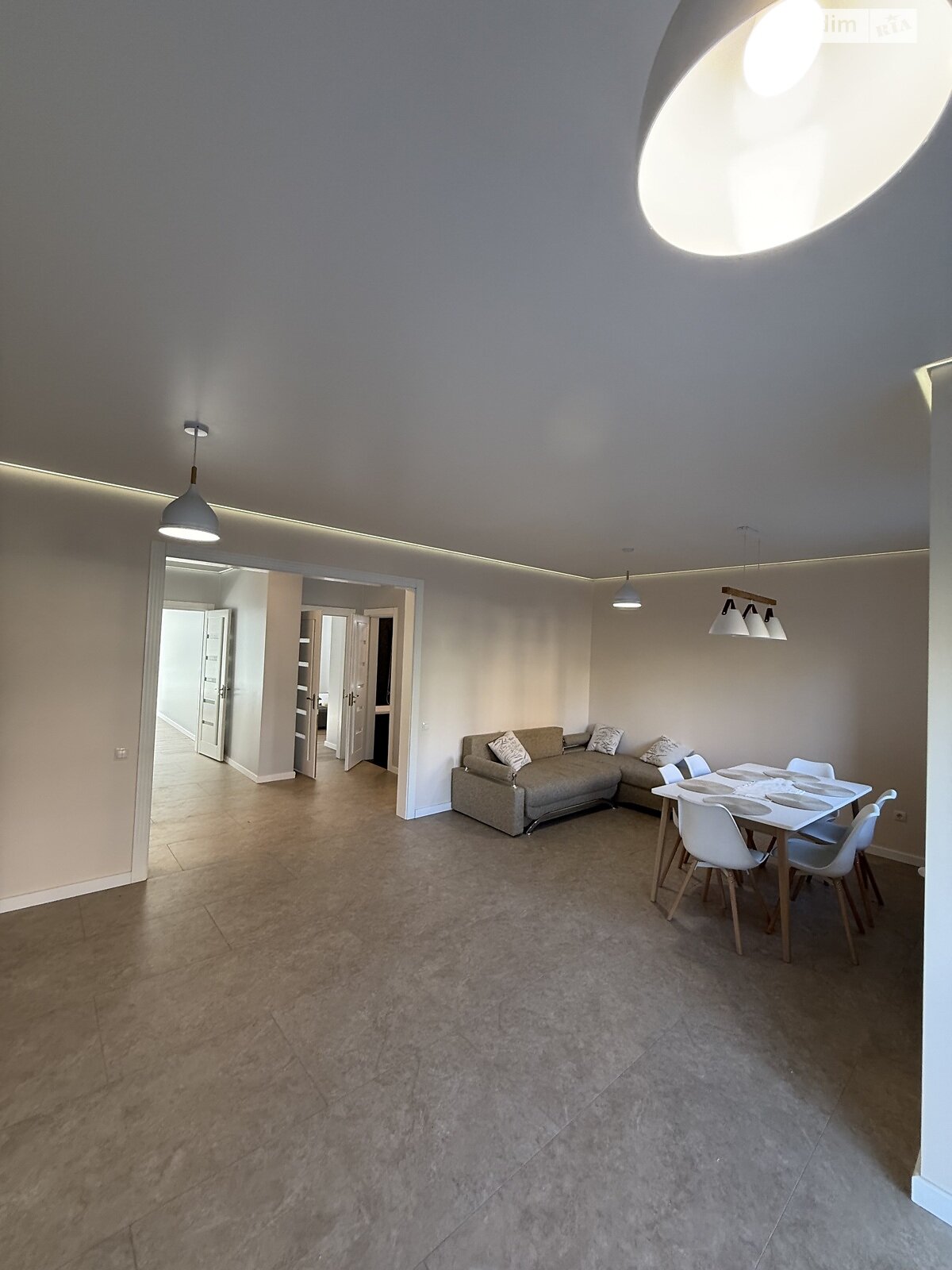 двухкомнатная квартира в Чагоре, район Пригородная зона, на ул. Гетьмана Мазепы 10 в аренду на долгий срок помесячно фото 1 двухкомнатная квартира в Чагоре, район Пригородная зона, на ул. Гетьмана Мазепы 10 в аренду на долгий срок помесячно фото 1