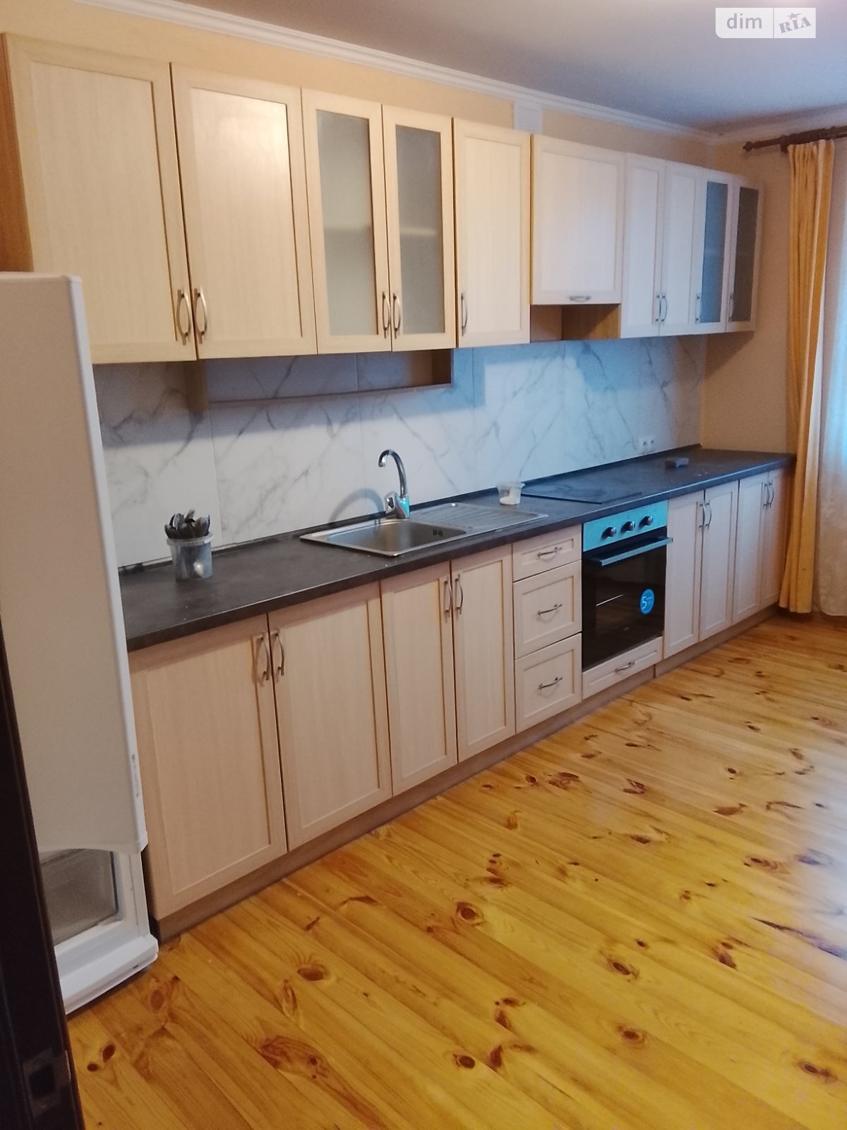 двухкомнатная квартира в Чайках, на 4-я ул. Садовая в аренду на долгий срок помесячно фото 1 двухкомнатная квартира в Чайках, на 4-я ул. Садовая в аренду на долгий срок помесячно фото 1