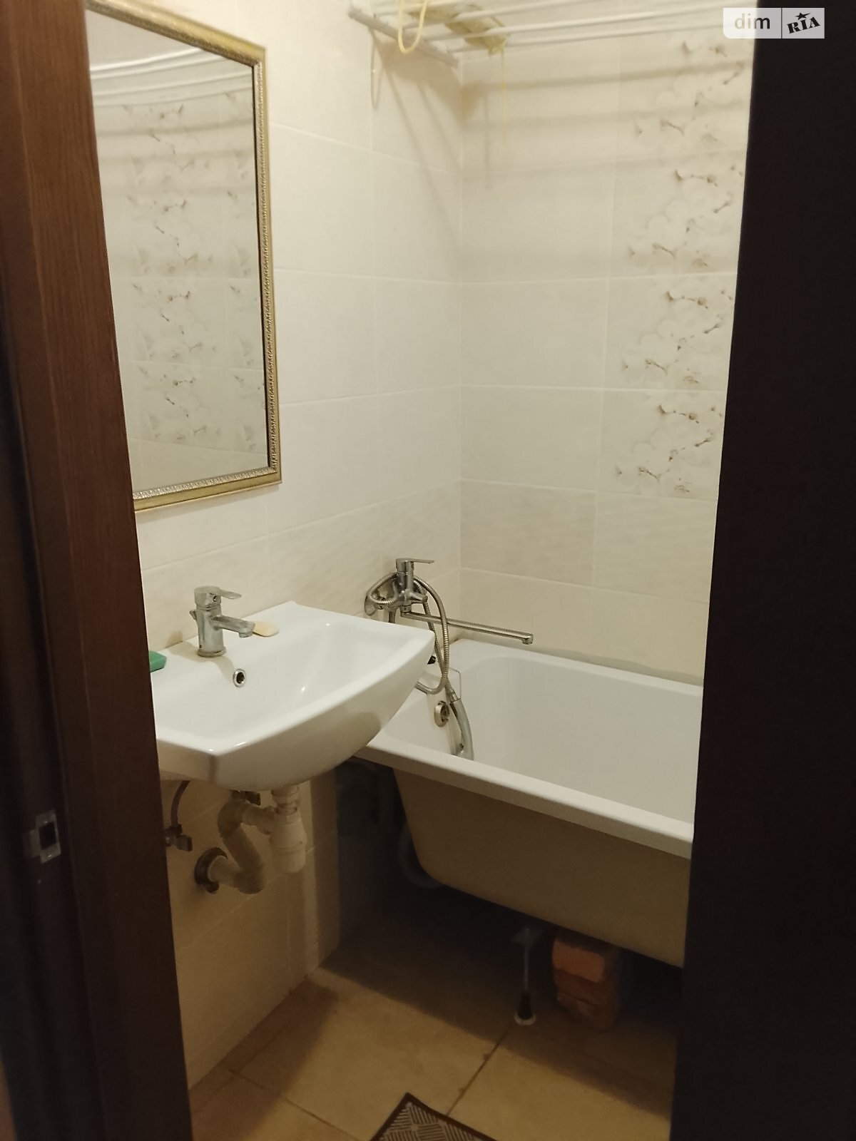 двухкомнатная квартира в Чайках, на 4-я ул. Садовая в аренду на долгий срок помесячно фото 1 двухкомнатная квартира в Чайках, на 4-я ул. Садовая в аренду на долгий срок помесячно фото 1