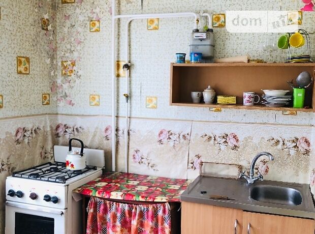 однокомнатная квартира в Черкассах, район 700-летия, на С. Амброса в аренду на долгий срок помесячно фото 1 однокомнатная квартира в Черкассах, район 700-летия, на С. Амброса в аренду на долгий срок помесячно фото 1