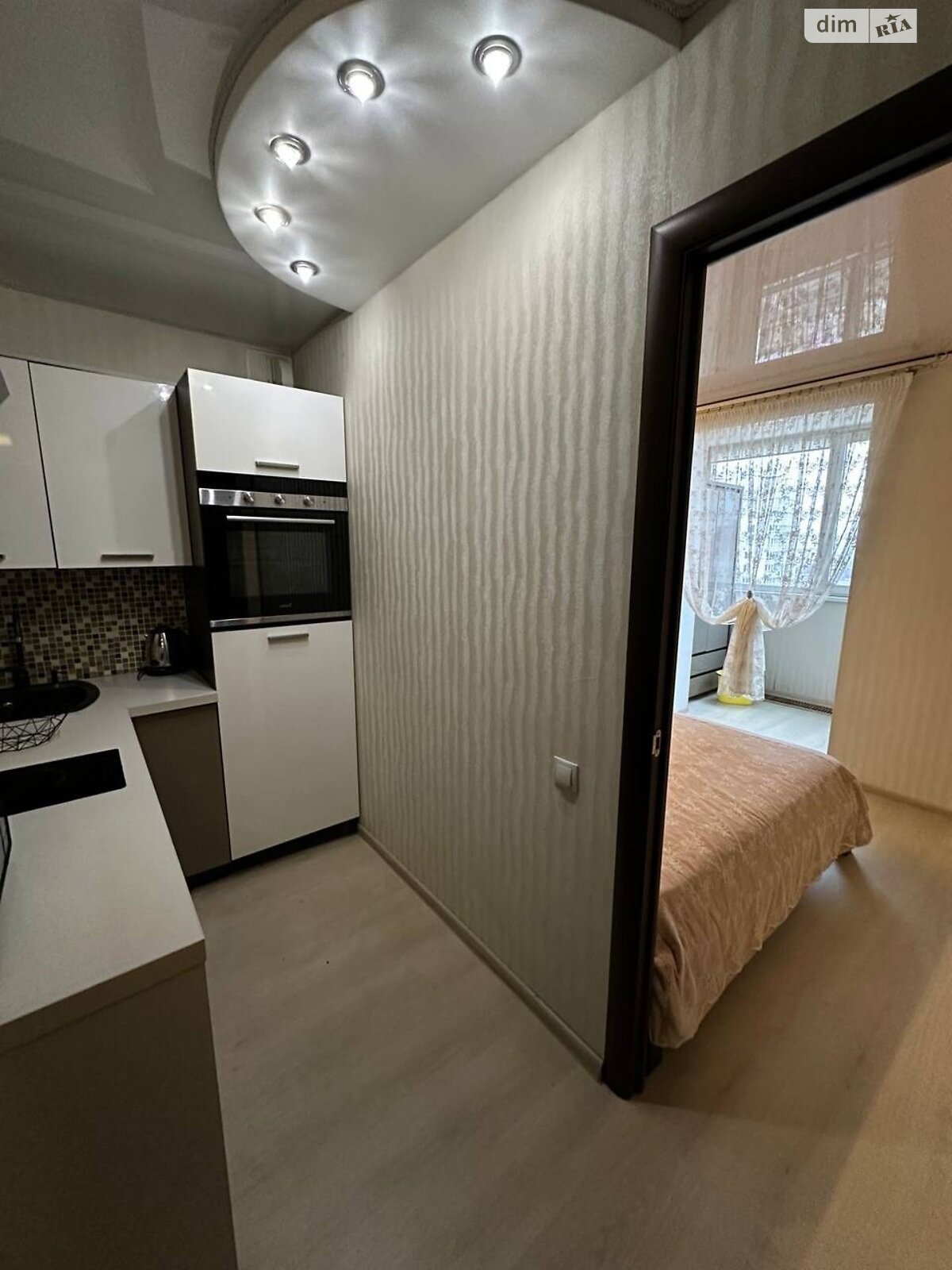 однокомнатная квартира в Черкассах, район Днепровский, на ул. Героев Днепра 25 в аренду на долгий срок помесячно фото 1